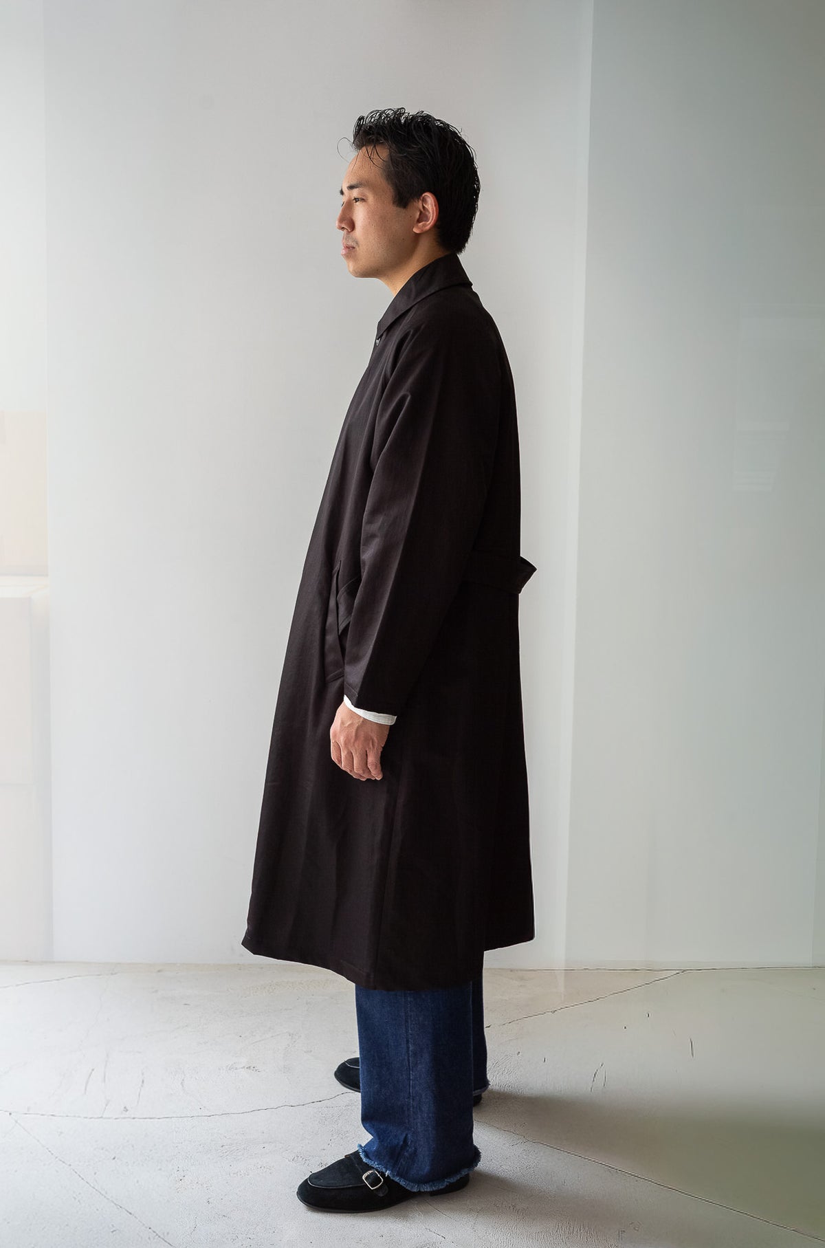 One-Piece Sleeve Balmacaan Coat 〈NOIR〉