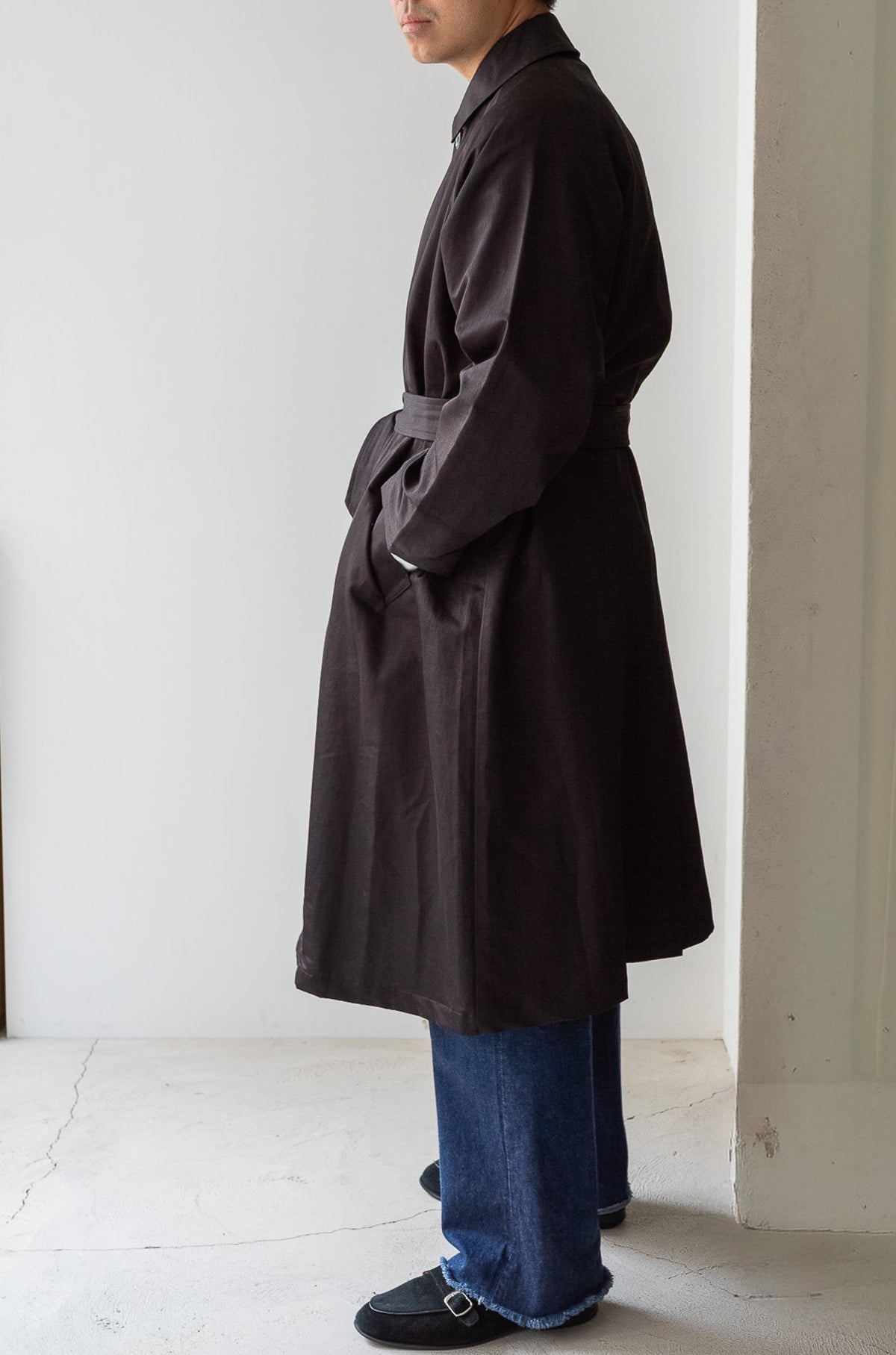 One-Piece Sleeve Balmacaan Coat 〈NOIR〉