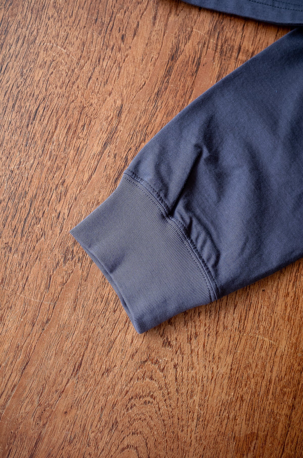 Essential L/S Tee 〈GRAY〉