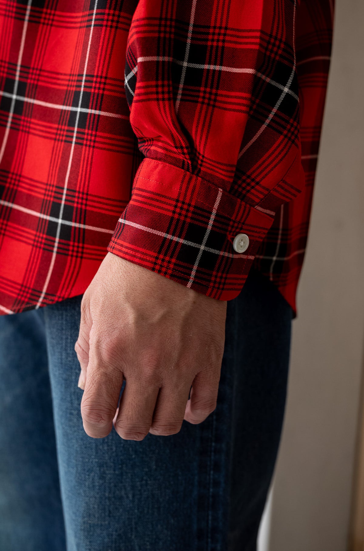 Lazy Luxe Rayon Shirt – Rayon Plaid 〈RED × BLACK〉