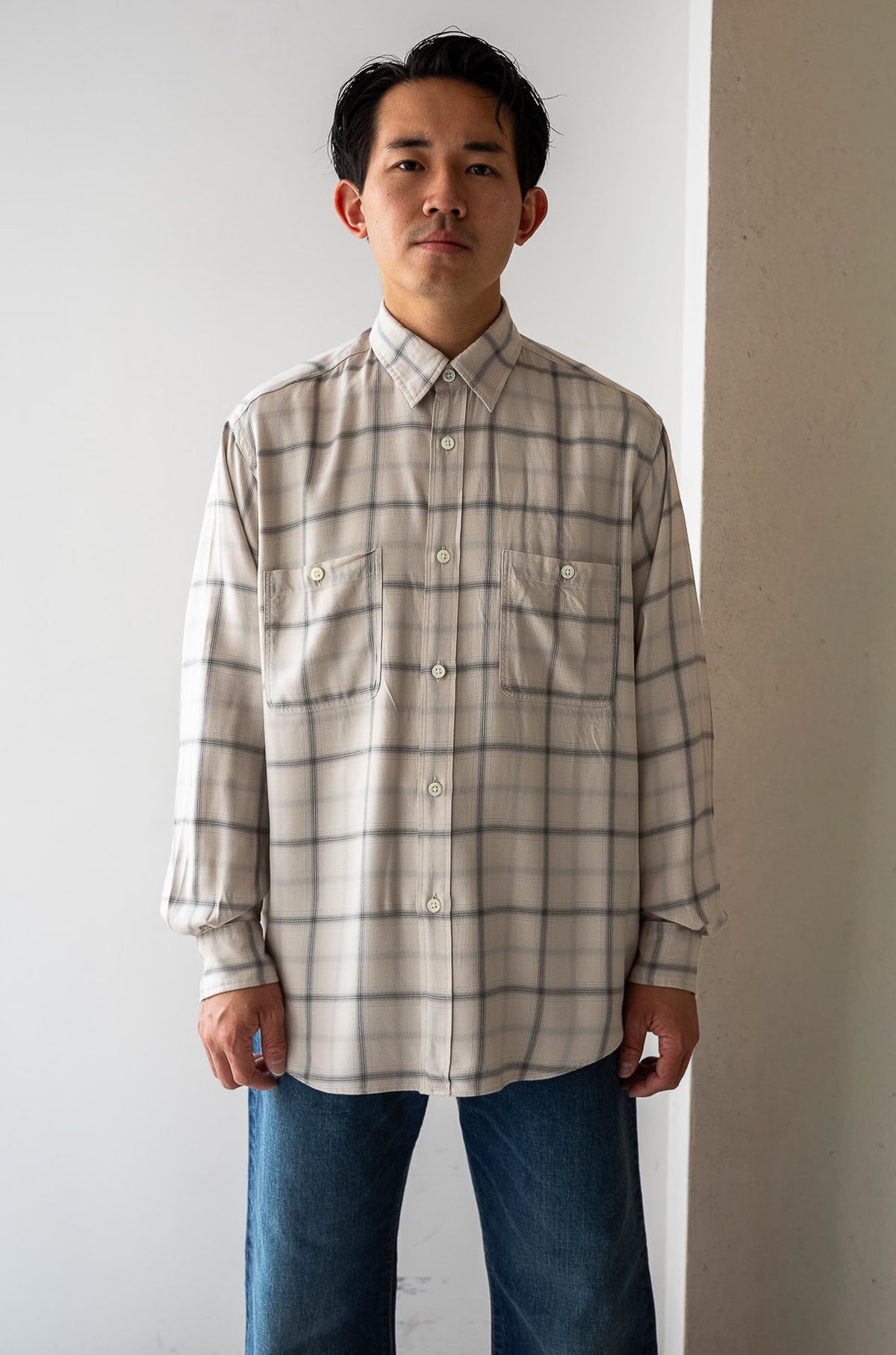 Lazy Luxe Rayon Shirt – Rayon Plaid 〈STONE GRAY〉