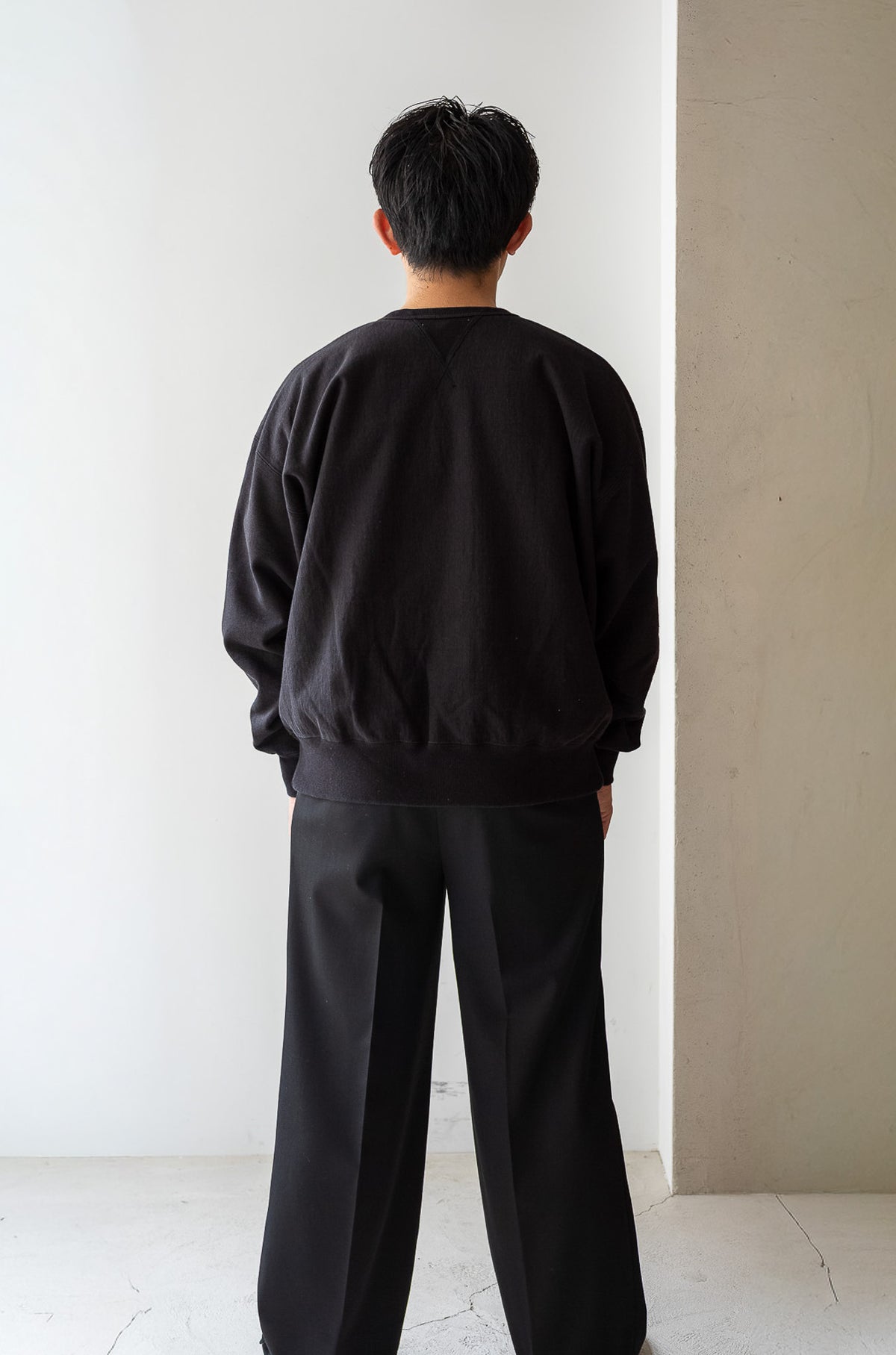 Essential Sweat Pullover 〈FADED BLACK〉