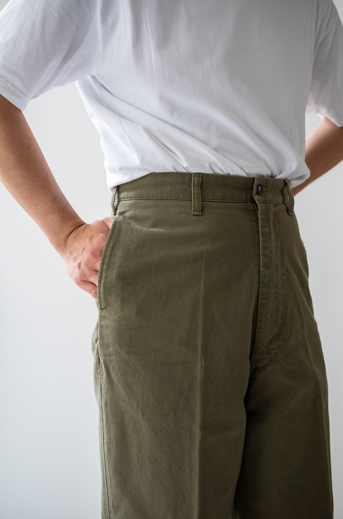 Whipcord Chinos 〈OLIVE DRAB〉