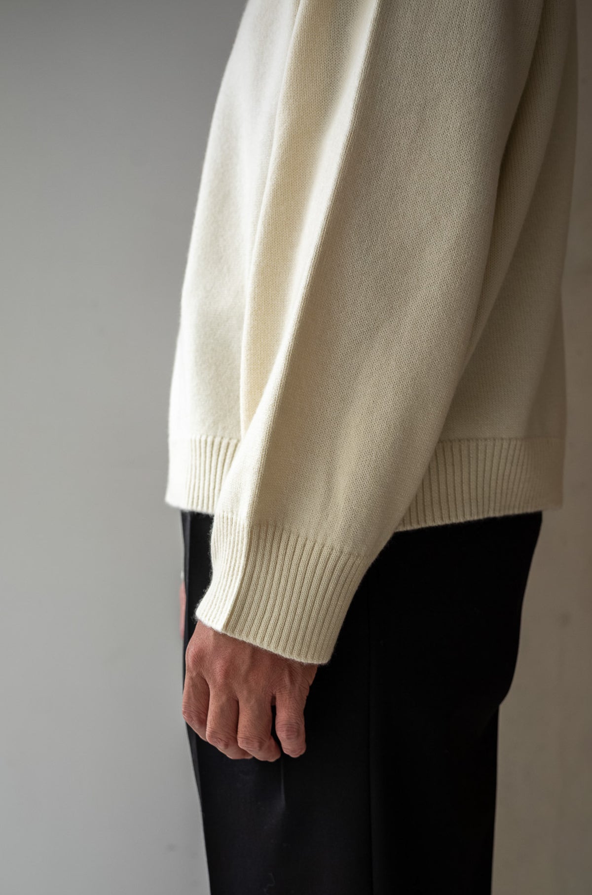Fine Wool Cashmere Sweater 〈MILK〉