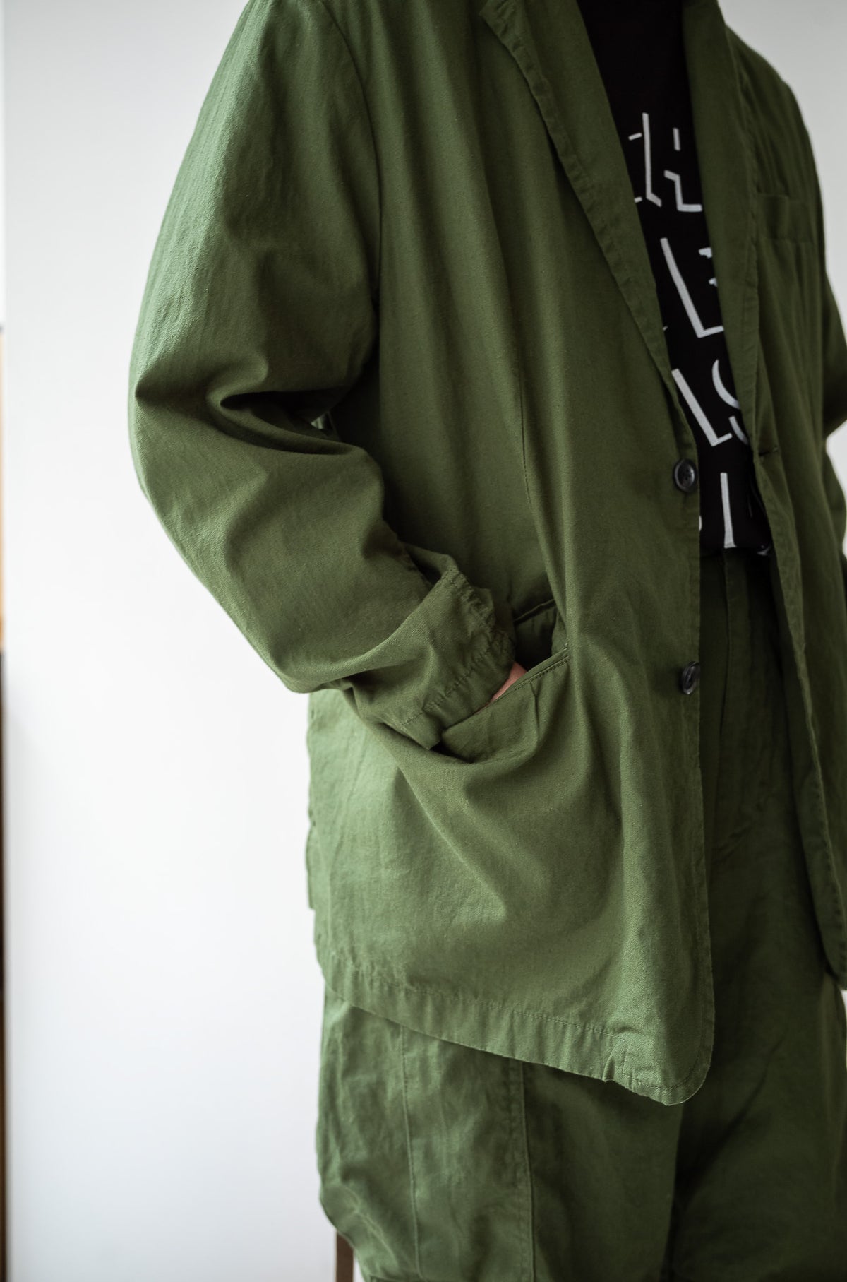 Shade Jacket 〈D/GREEN〉