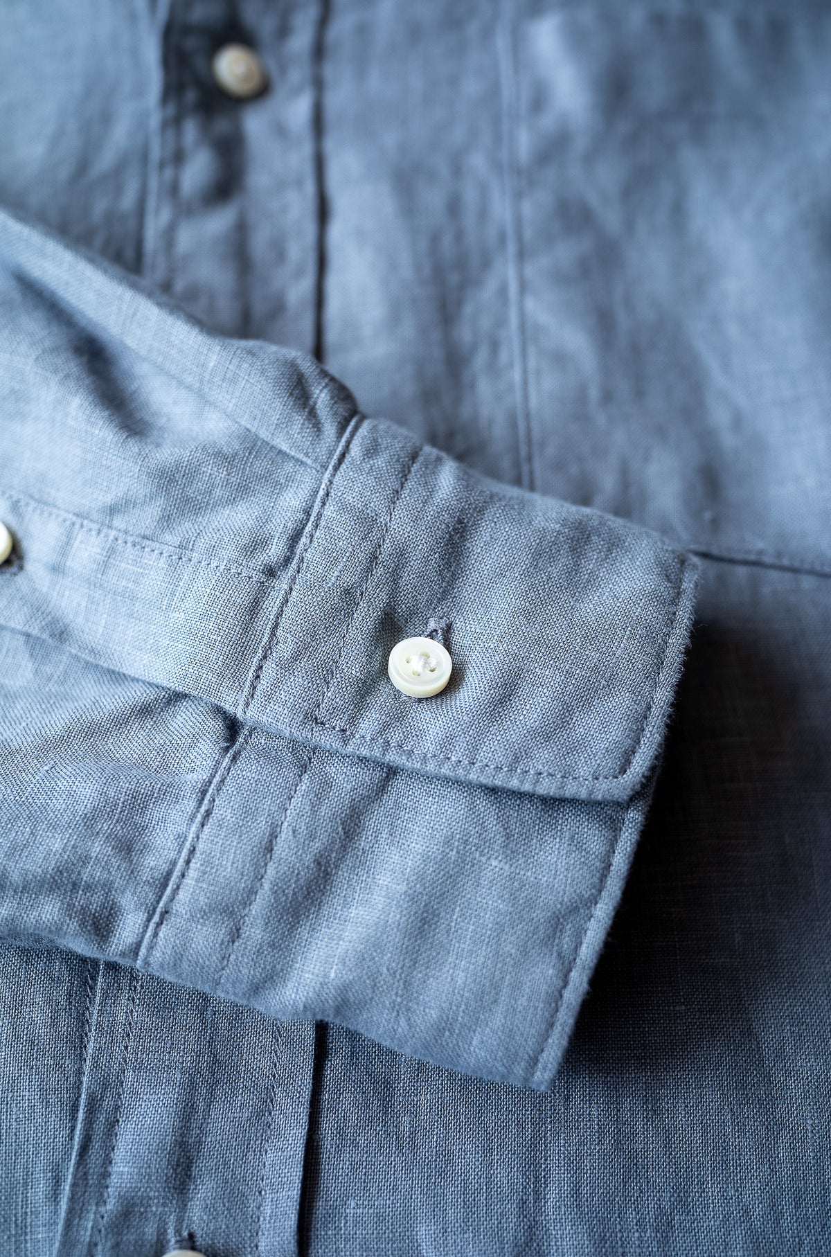 Essential Linen Shirt 〈BLEU GRIS〉
