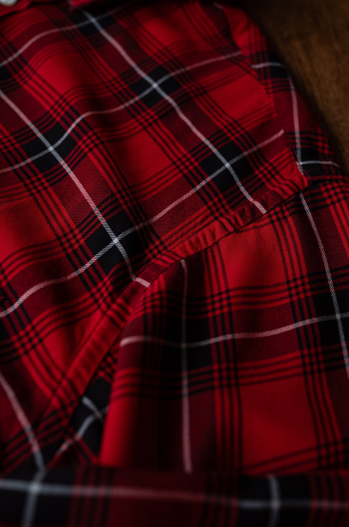 Lazy Luxe Rayon Shirt – Rayon Plaid 〈RED × BLACK〉