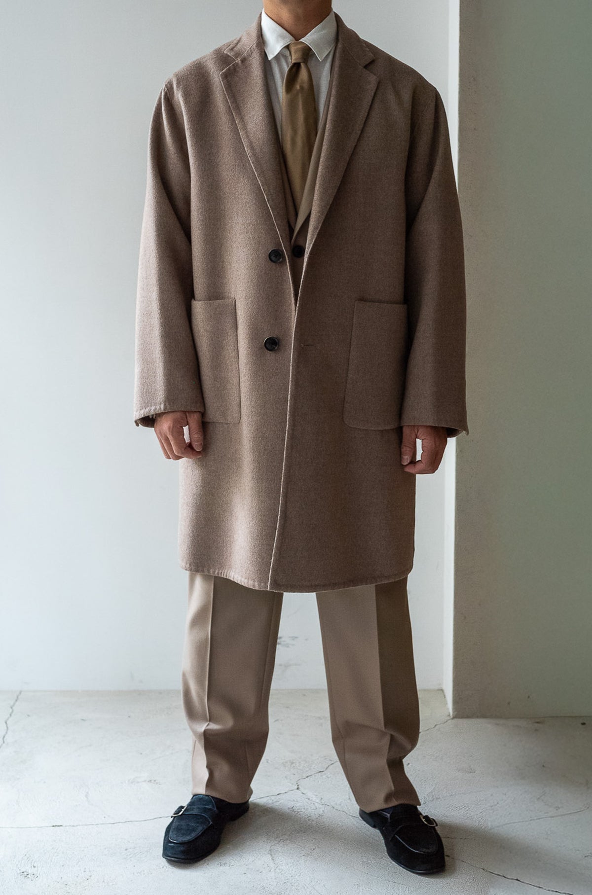 Hand Rever Chesterfield Coat 〈ECRU〉