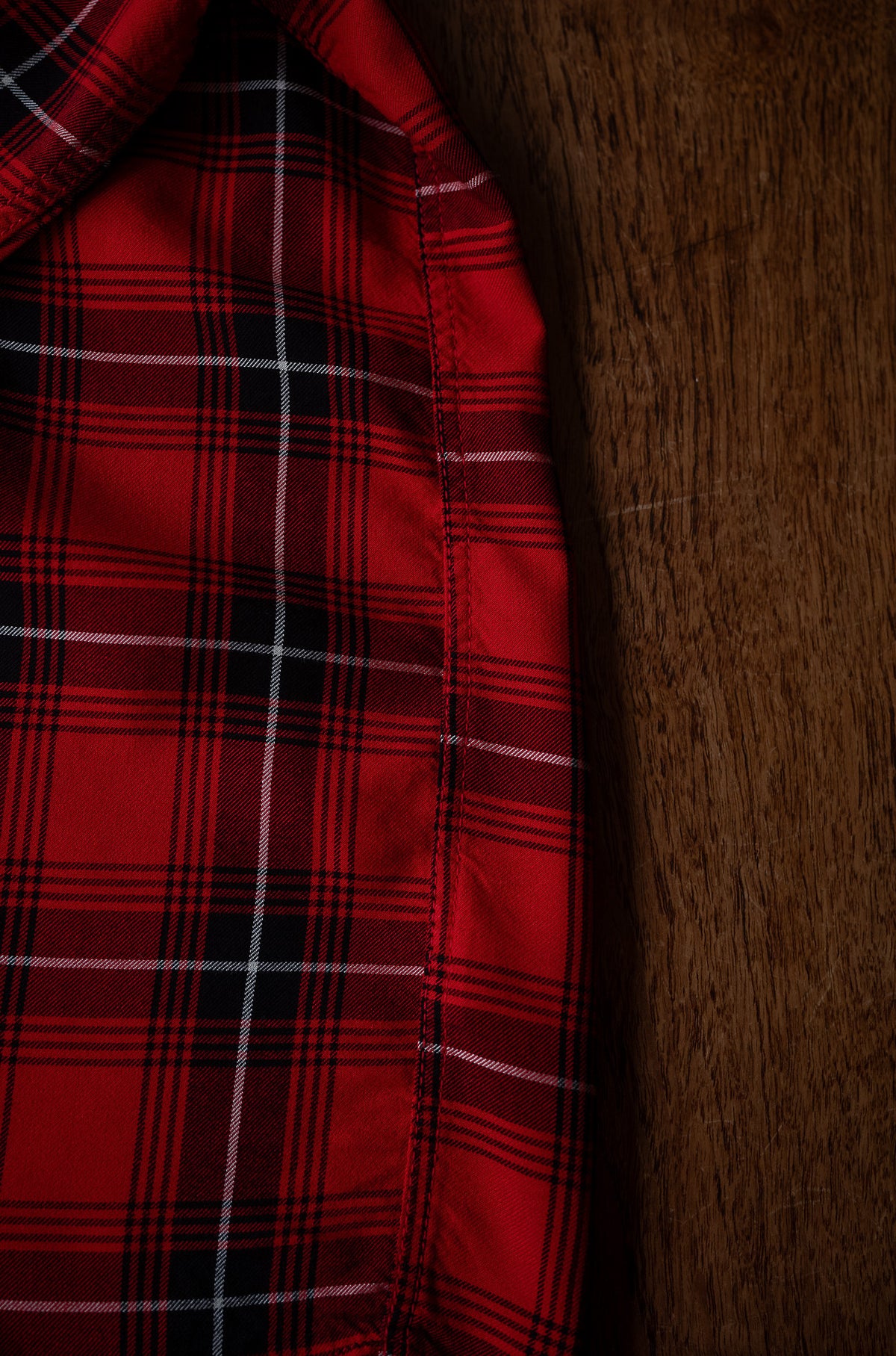 Lazy Luxe Rayon Shirt – Rayon Plaid 〈RED × BLACK〉