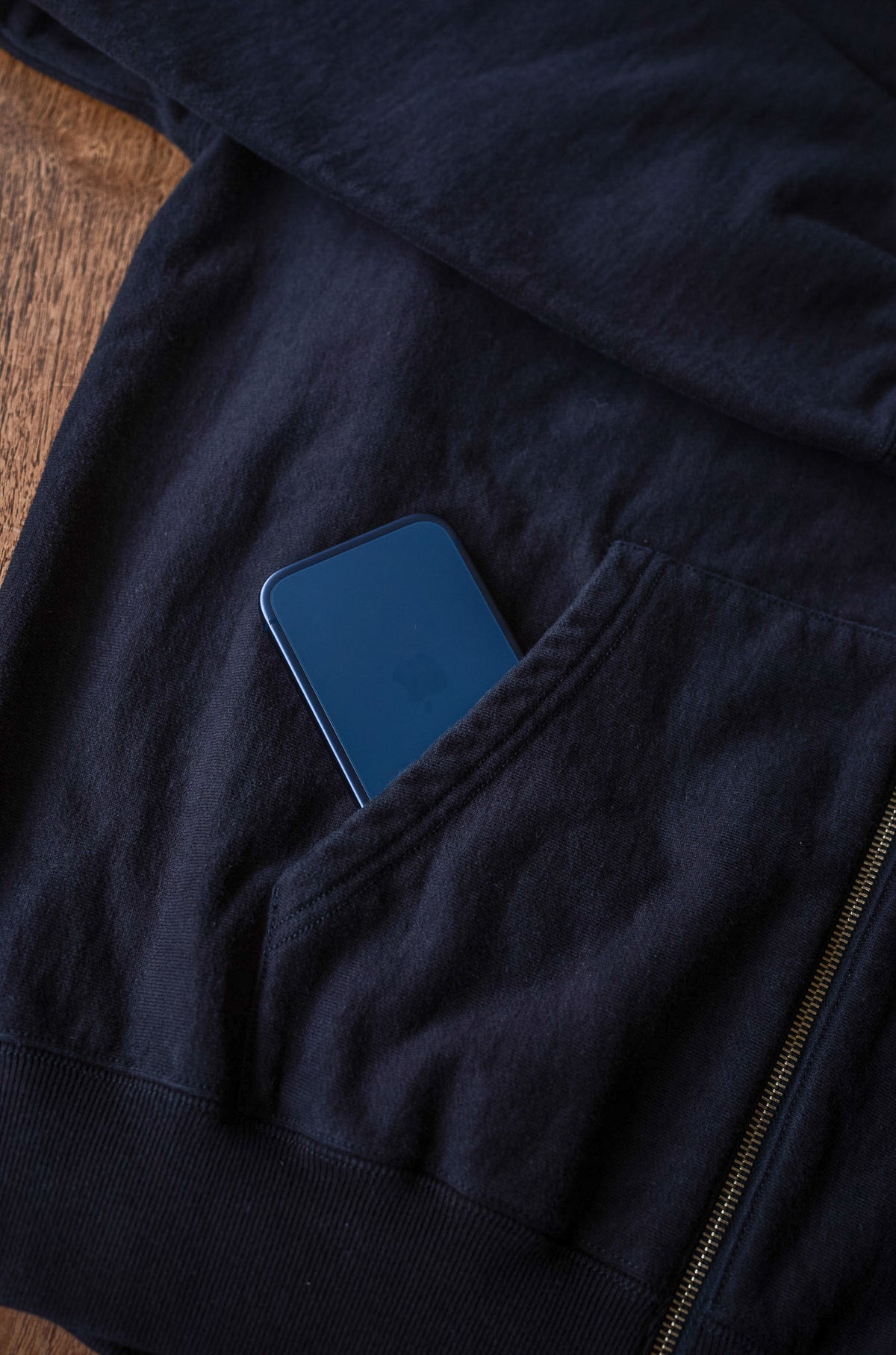 Essential Zip Sweat Parka 〈FADED BLACK〉