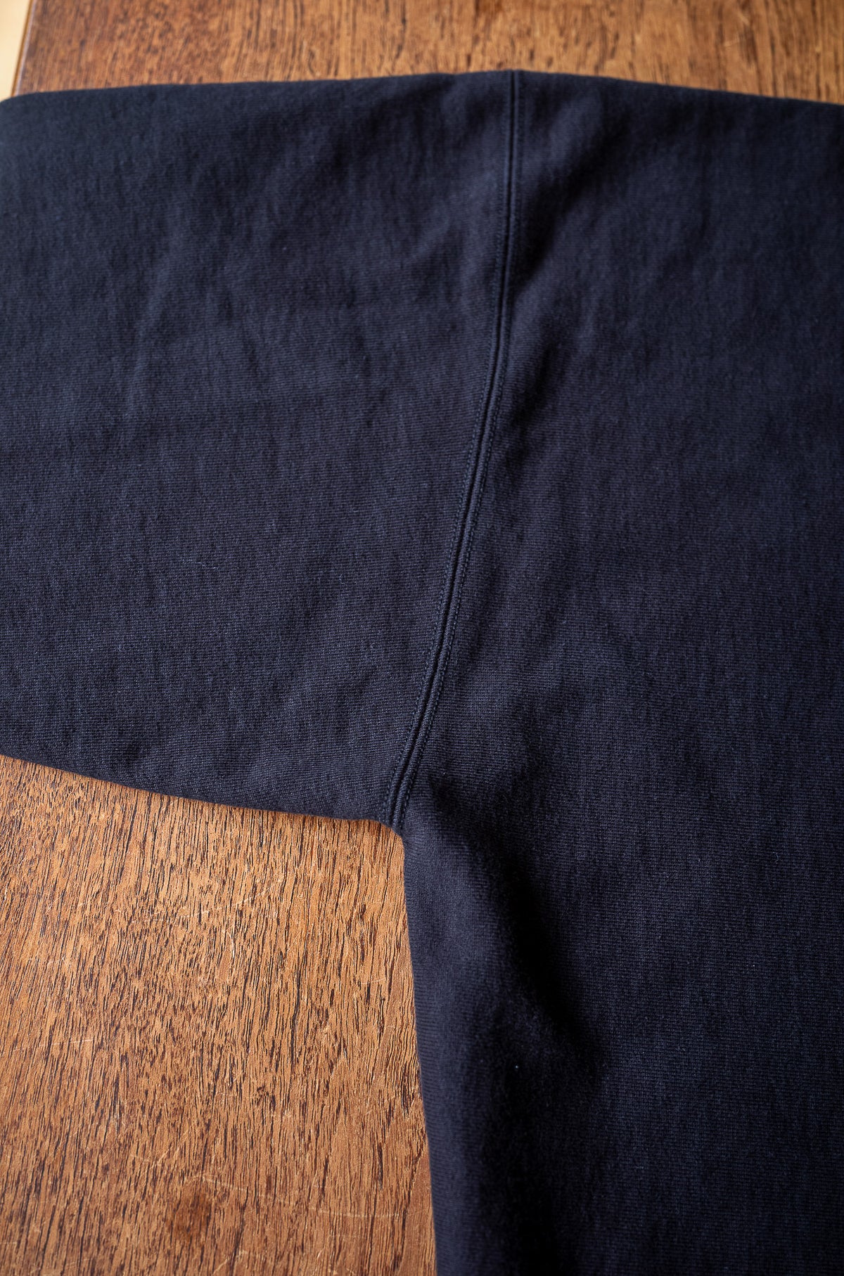 Essential Sweat Pullover 〈FADED BLACK〉