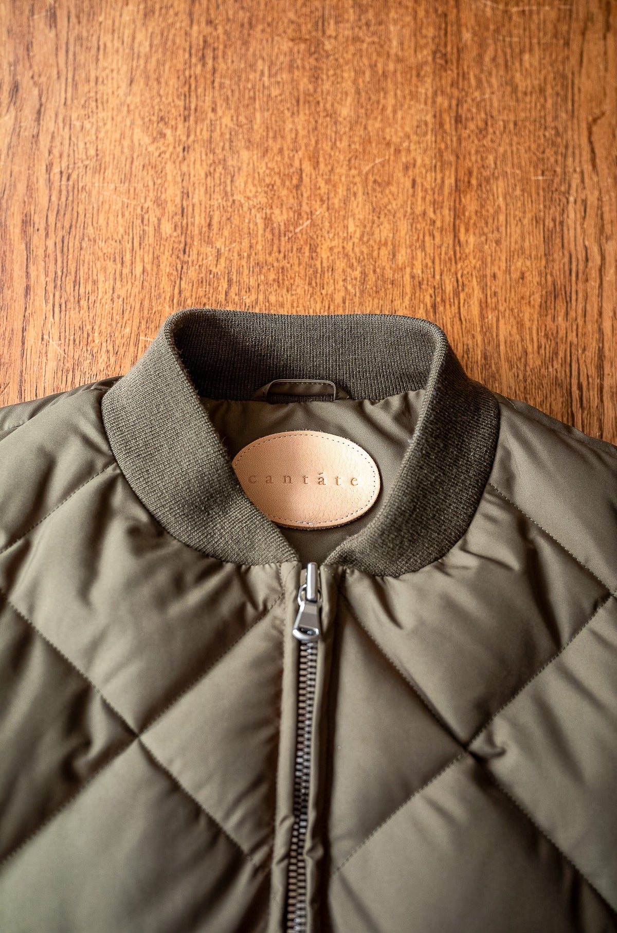 Nylon Quilted Down Jacket 〈KHAKI〉