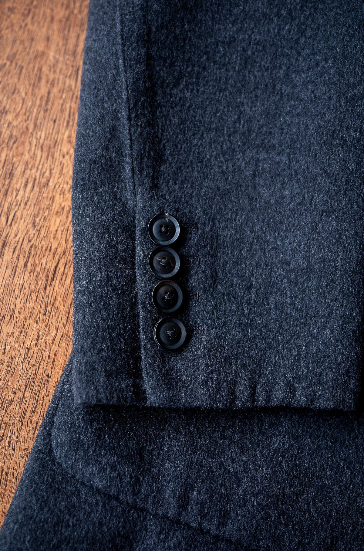 Hand Rever Chesterfield Coat 〈C/GRAY〉