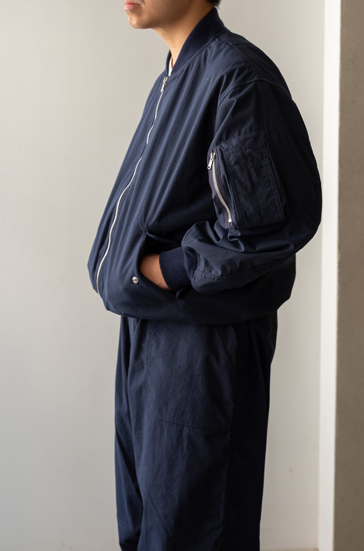 Shrunken Nylon Flight Jacket 〔NAVY〉