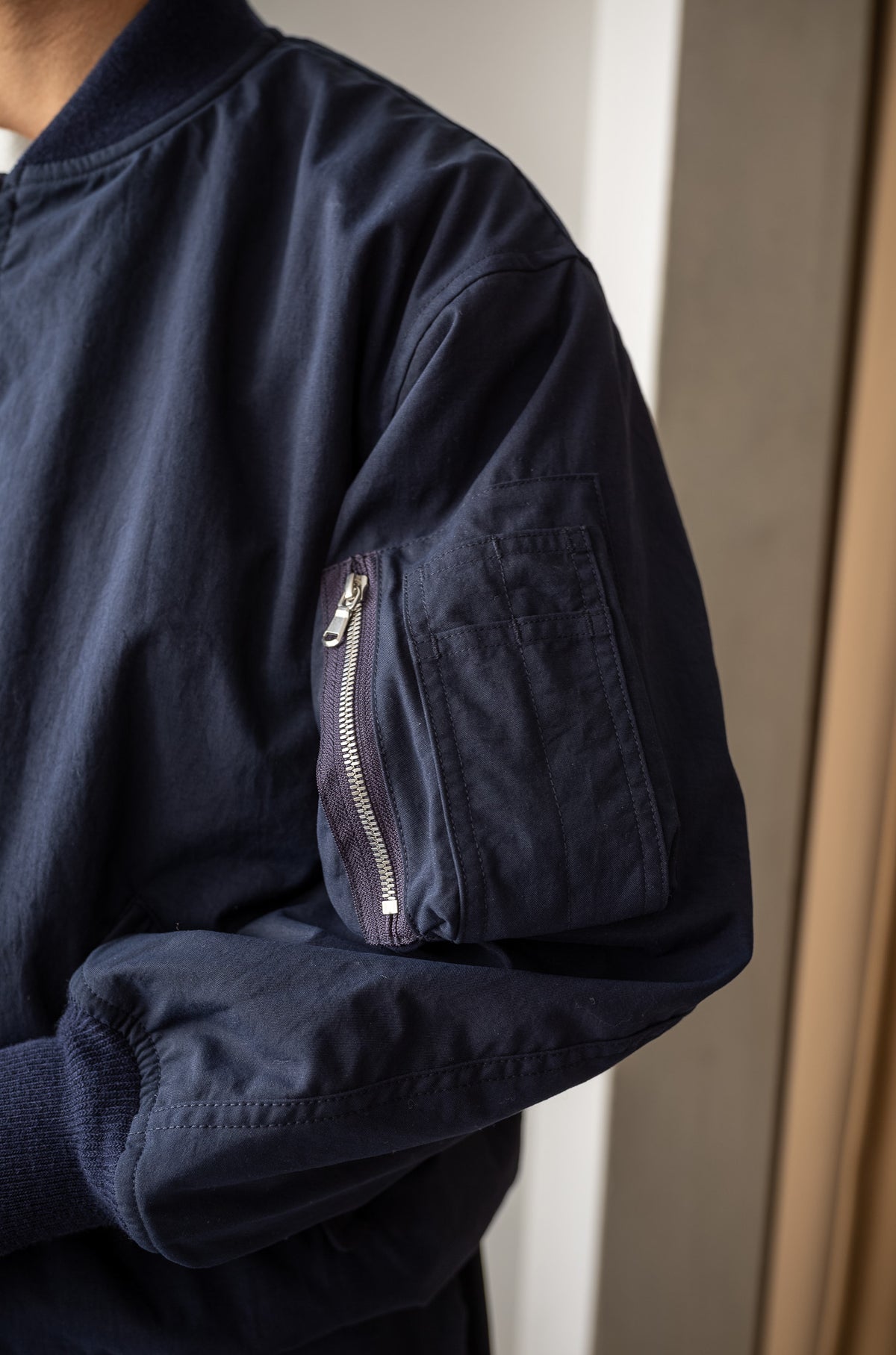 Shrunken Nylon Flight Jacket 〔NAVY〉
