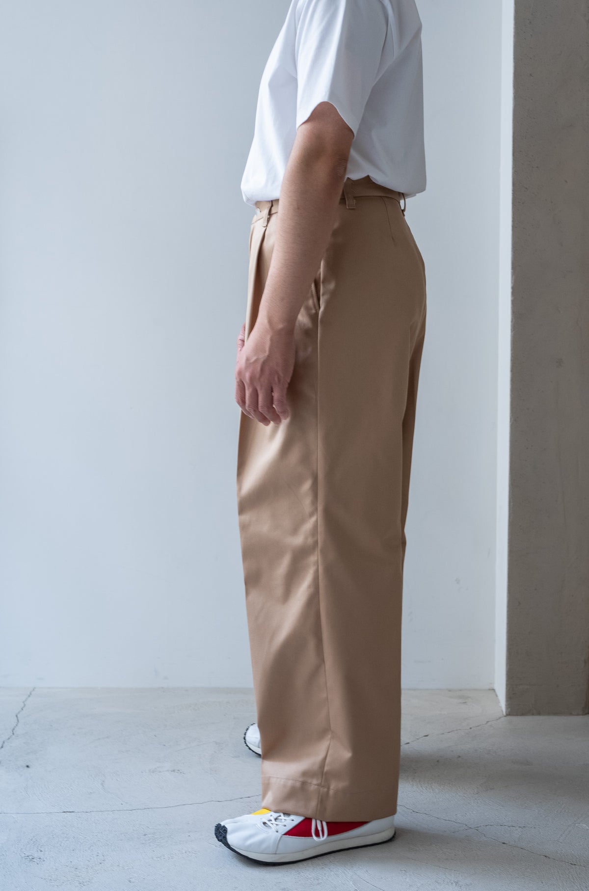 EX Wide Trousers 〈BEIGE〉