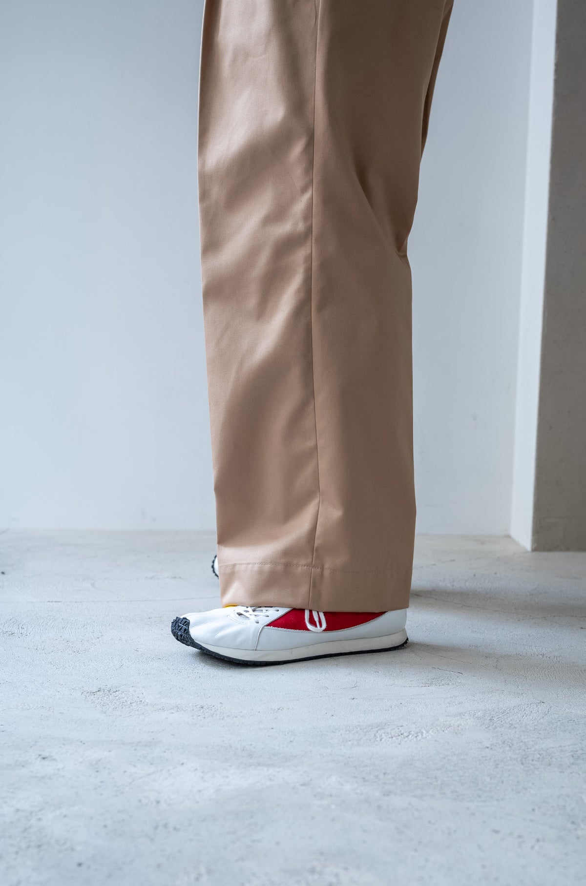 EX Wide Trousers 〈BEIGE〉