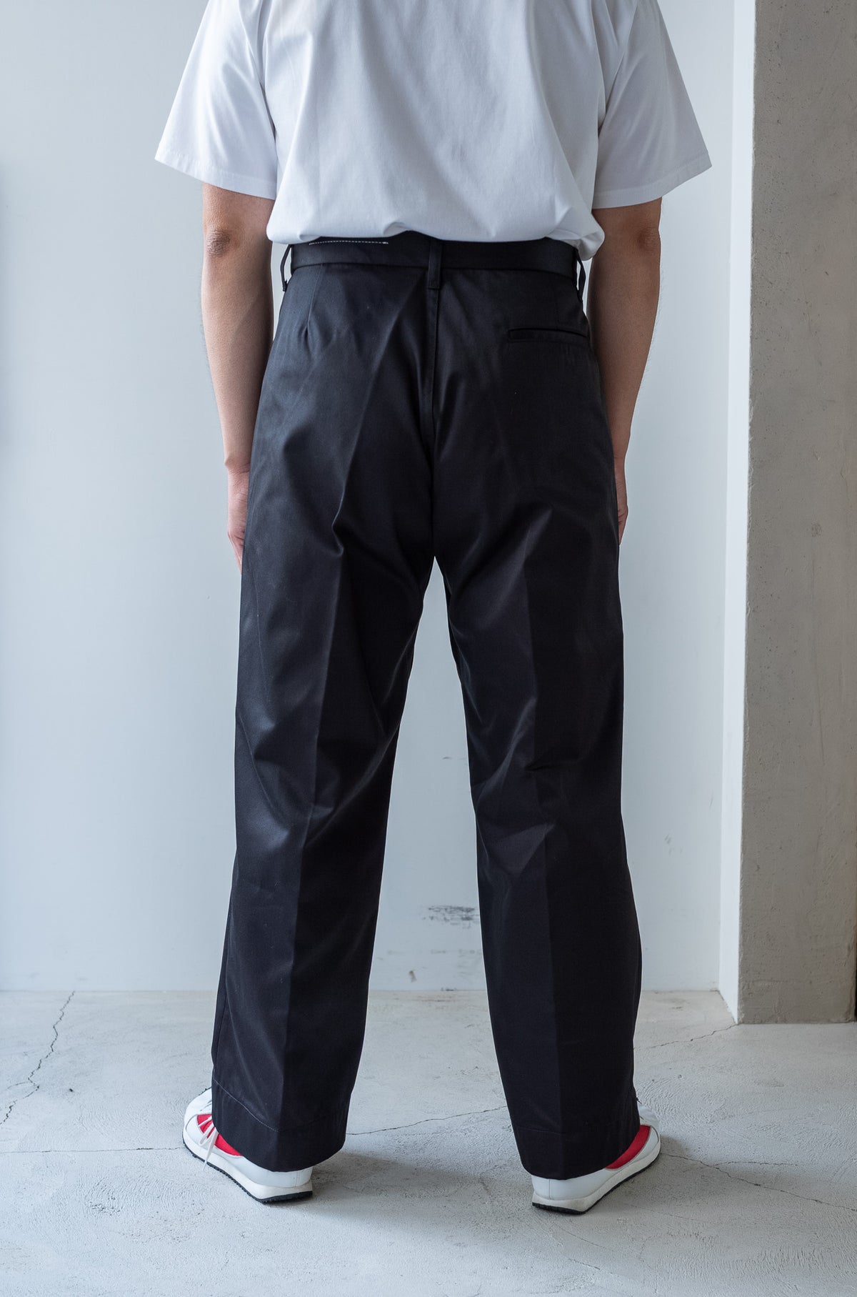 EX Wide Trousers 〈BLACK〉
