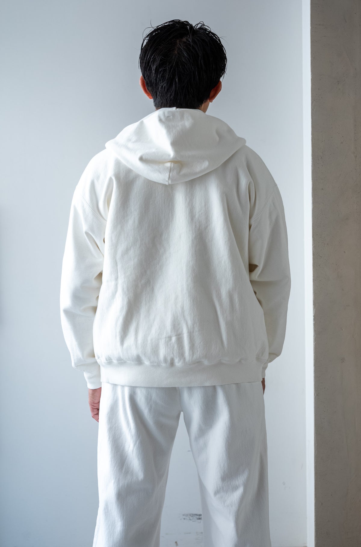Essential Zip Sweat Parka 〈WHITE〉
