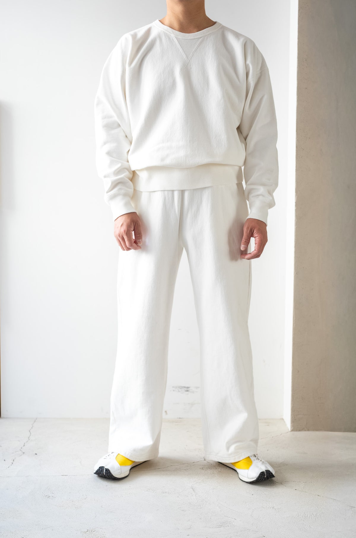 Essential Sweat Wide Pants 〈WHITE〉
