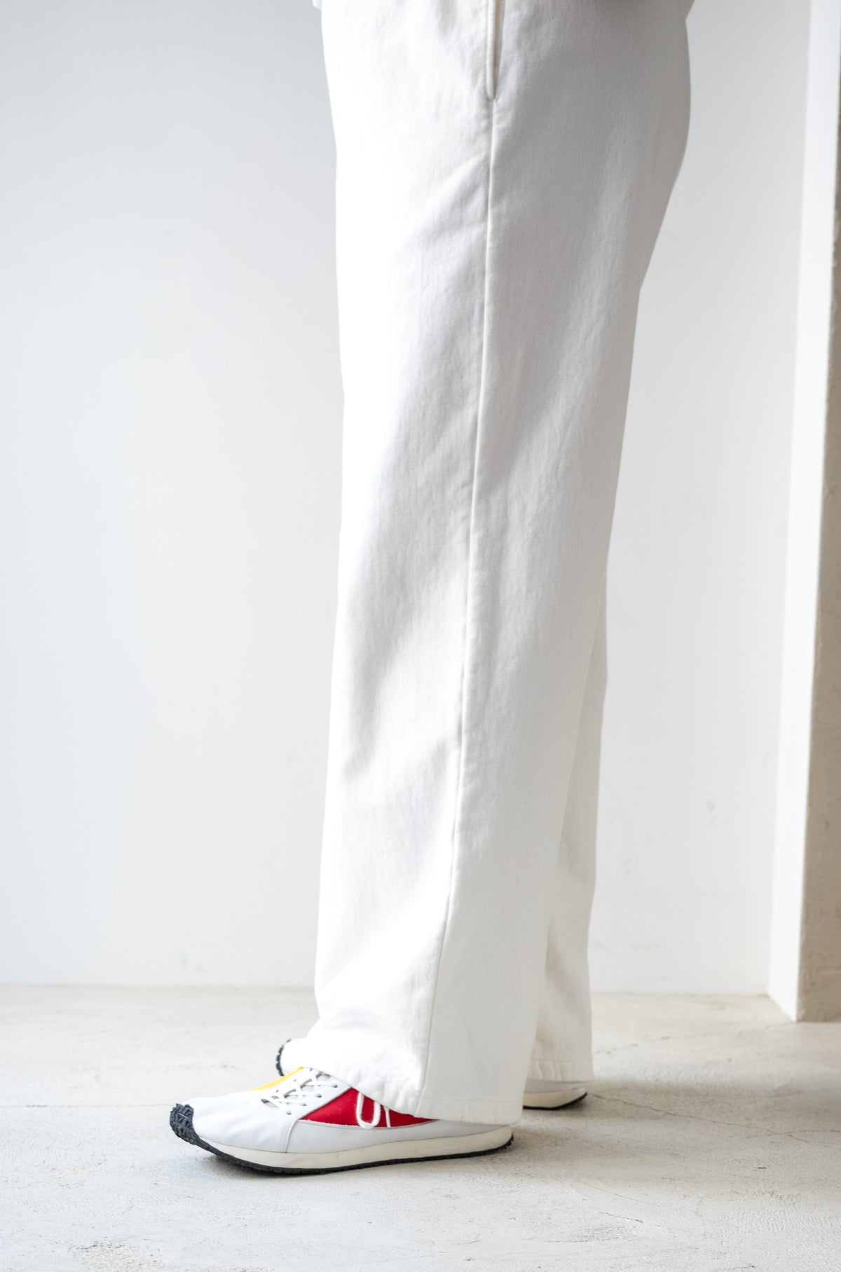 Essential Sweat Wide Pants 〈WHITE〉