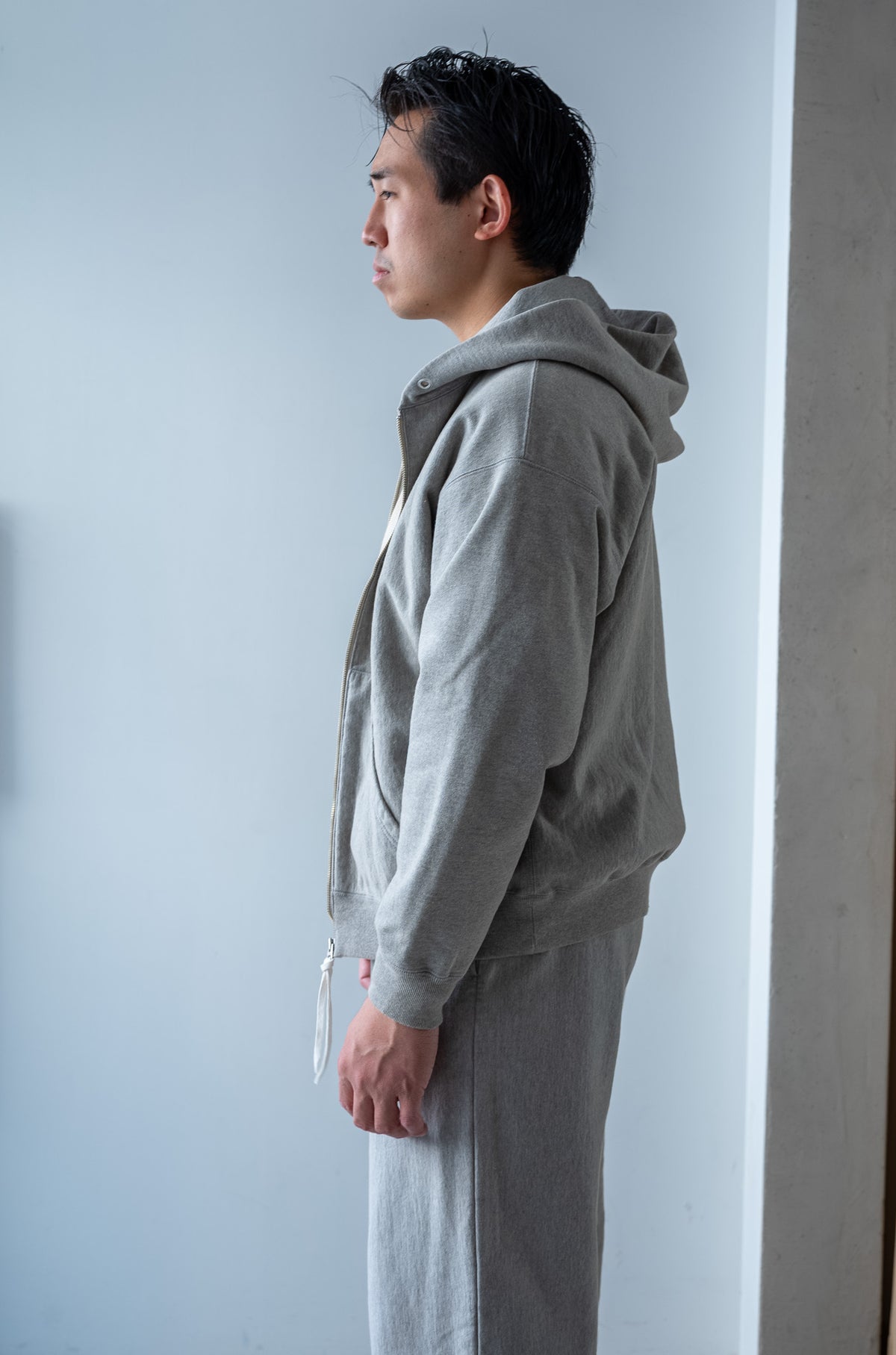 Essential Zip Sweat Parka 〈DIRTY L/GRAY〉