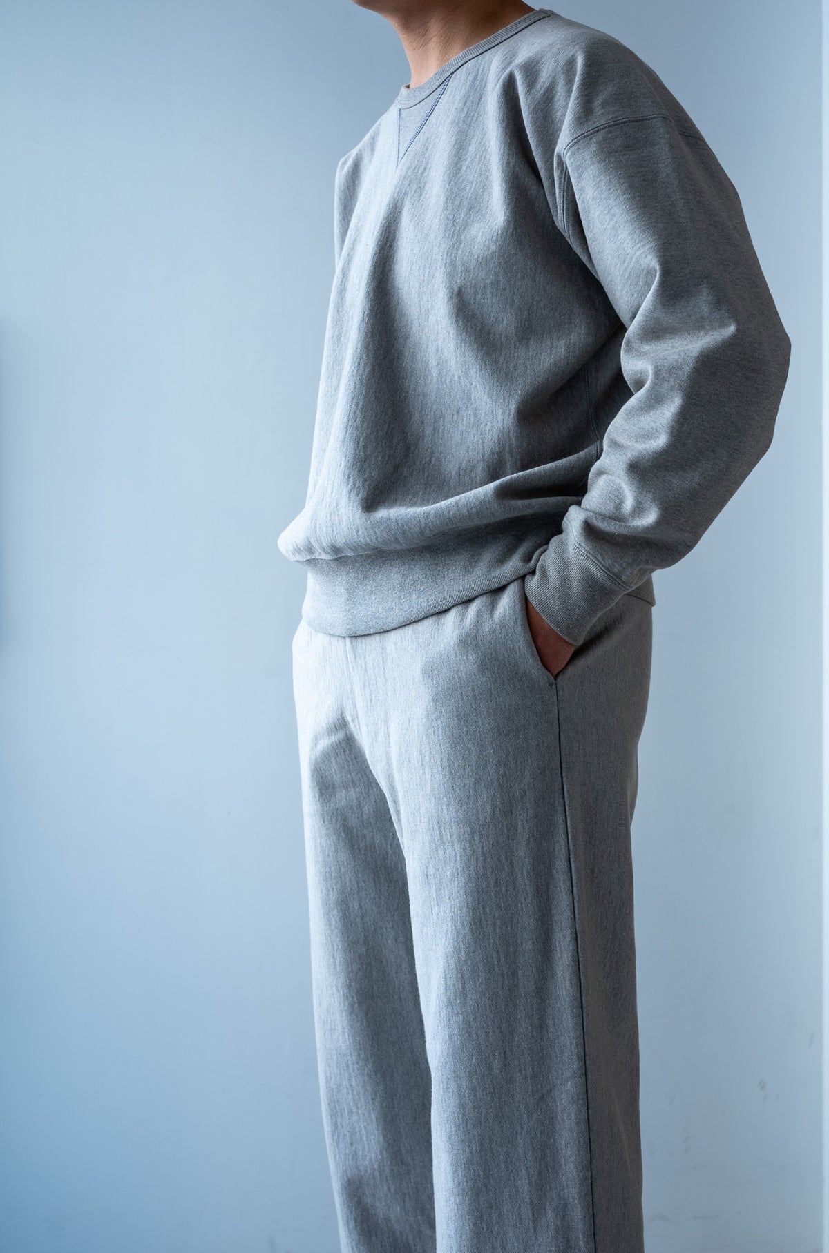 Essential Sweat Wide Pants 〈DIRTY L/GRAY〉