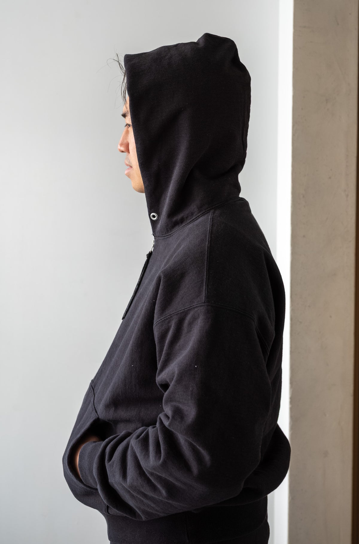 Essential Zip Sweat Parka 〈FADED BLACK〉