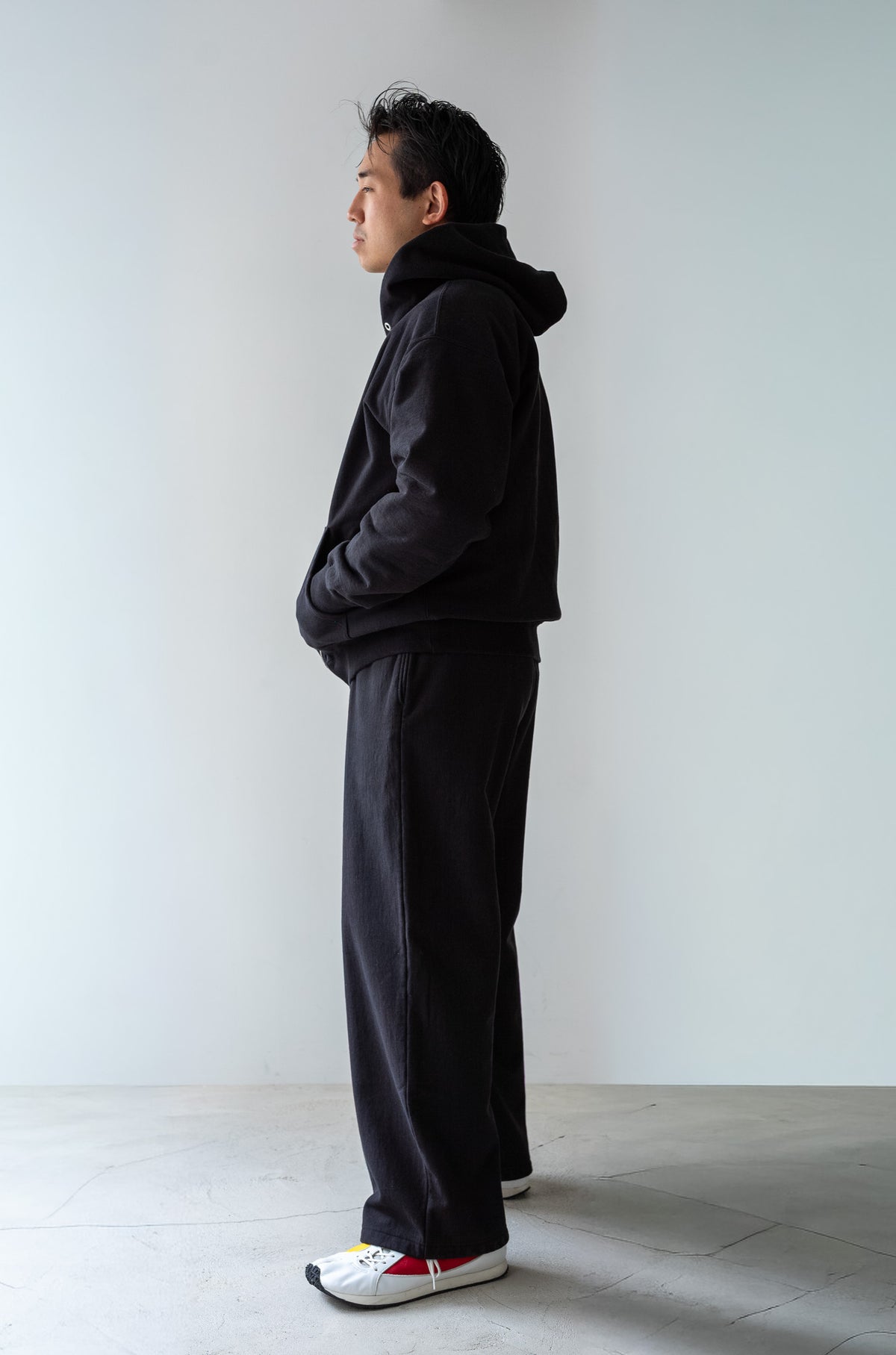 Essential Zip Sweat Parka 〈FADED BLACK〉