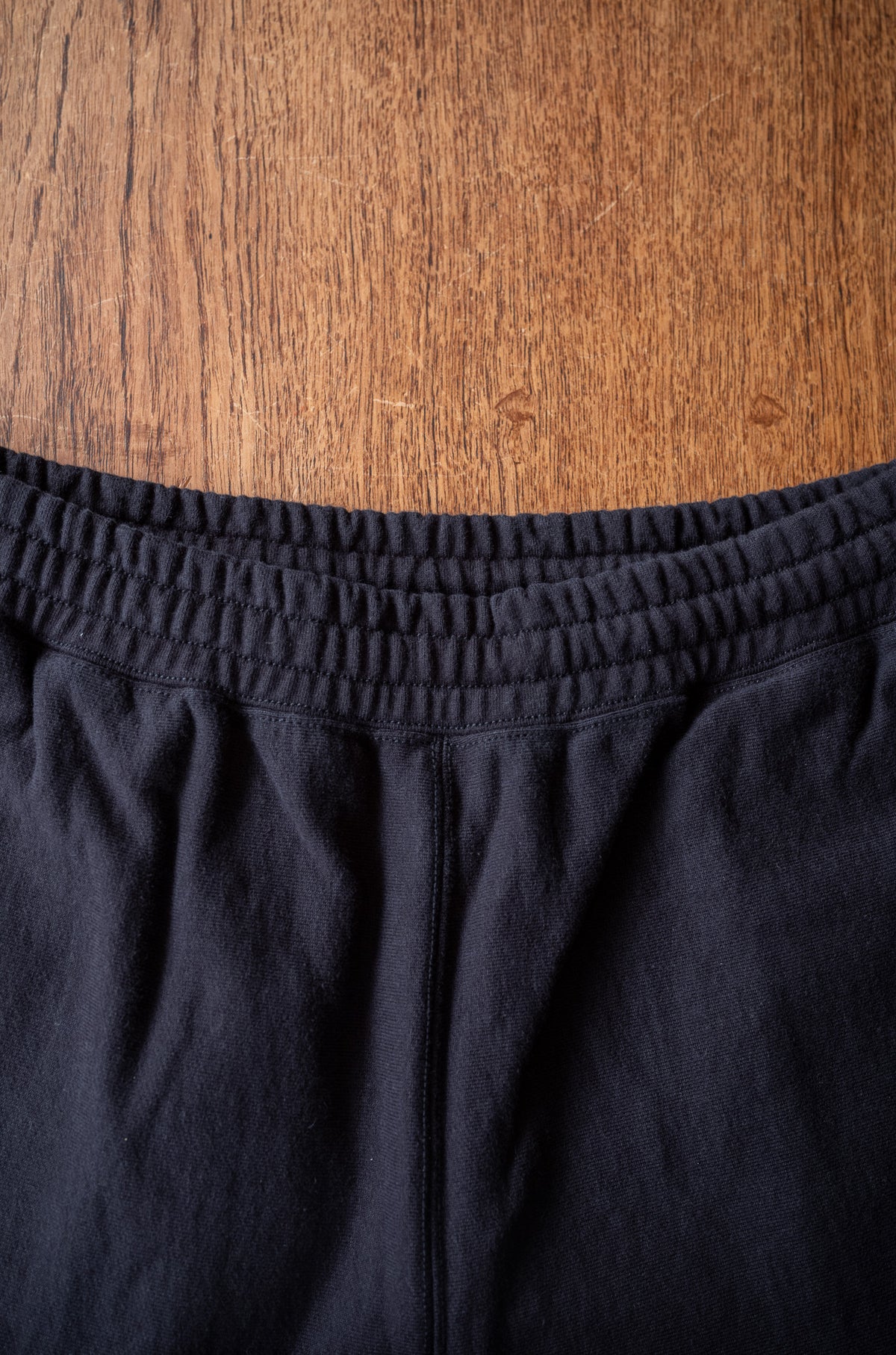 Essential Sweat Wide Pants 〈FADED BLACK〉
