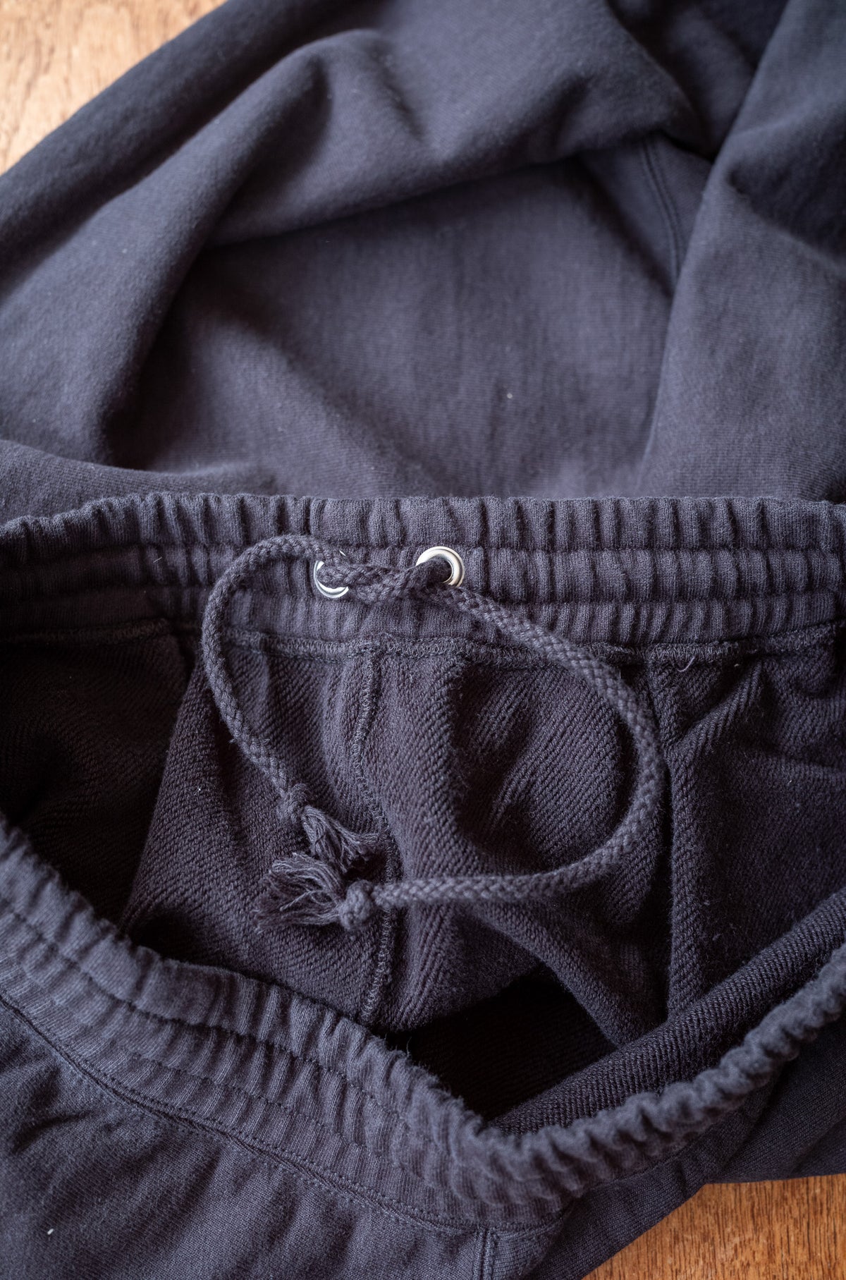 Essential Sweat Wide Pants 〈FADED BLACK〉