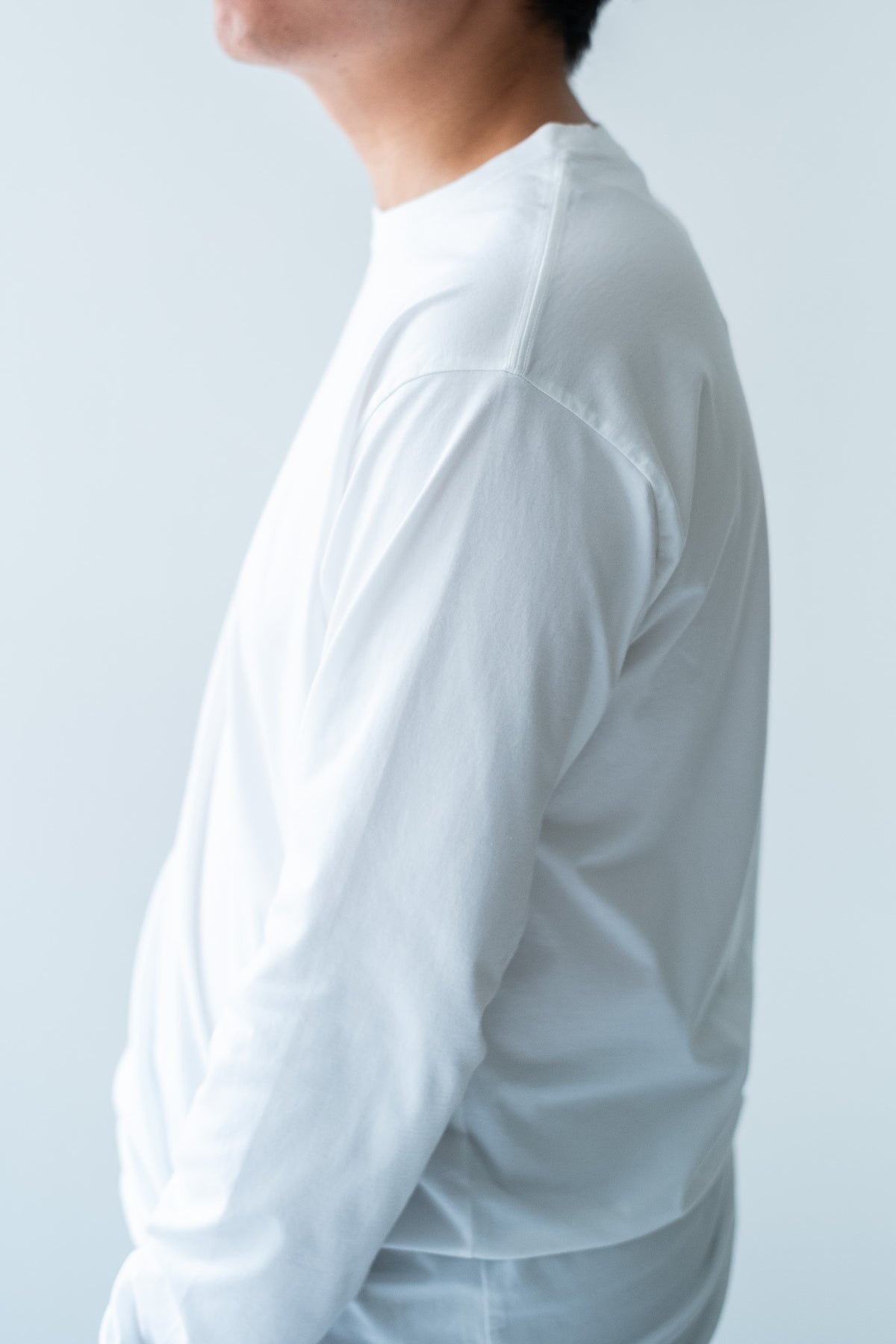 Essential L/S Tee 〈WHITE〉