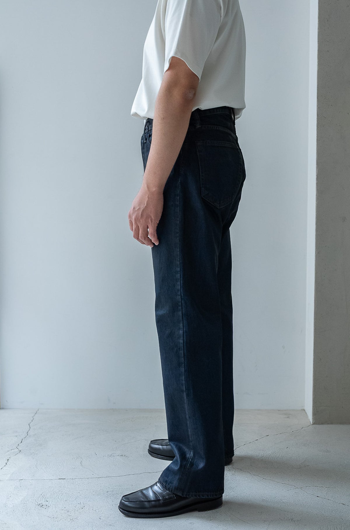 Denim Flare Trousers 〈WAXED INDIGO〉