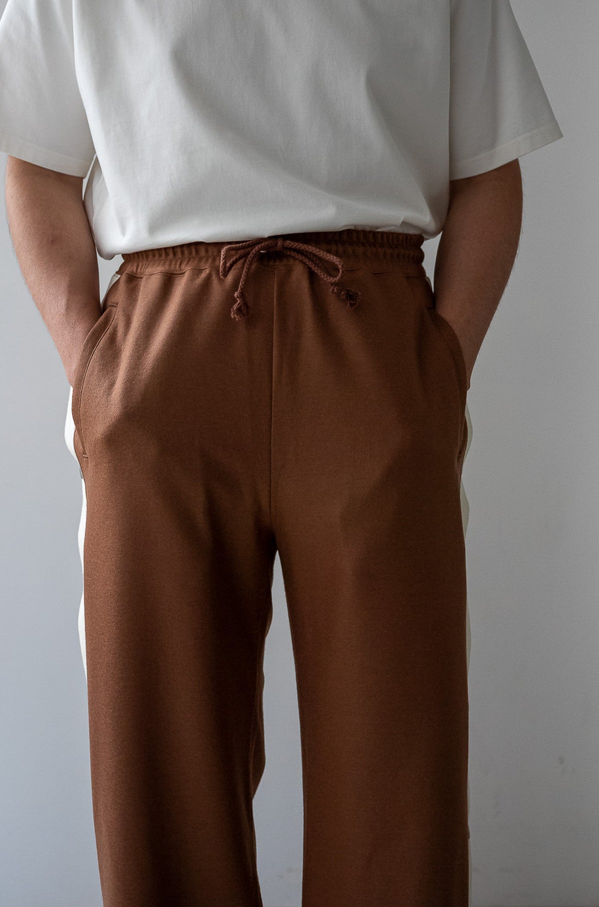 Teraway Wool Trousers 〈FAUVE〉