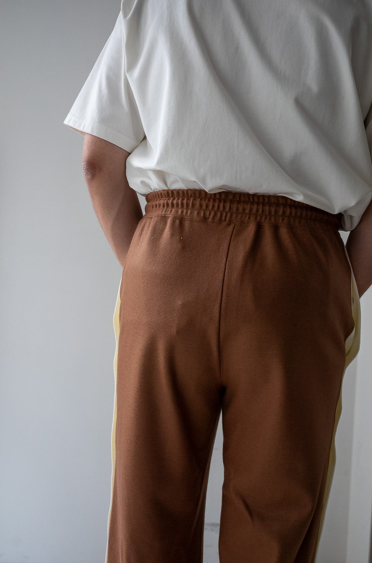 Teraway Wool Trousers 〈FAUVE〉