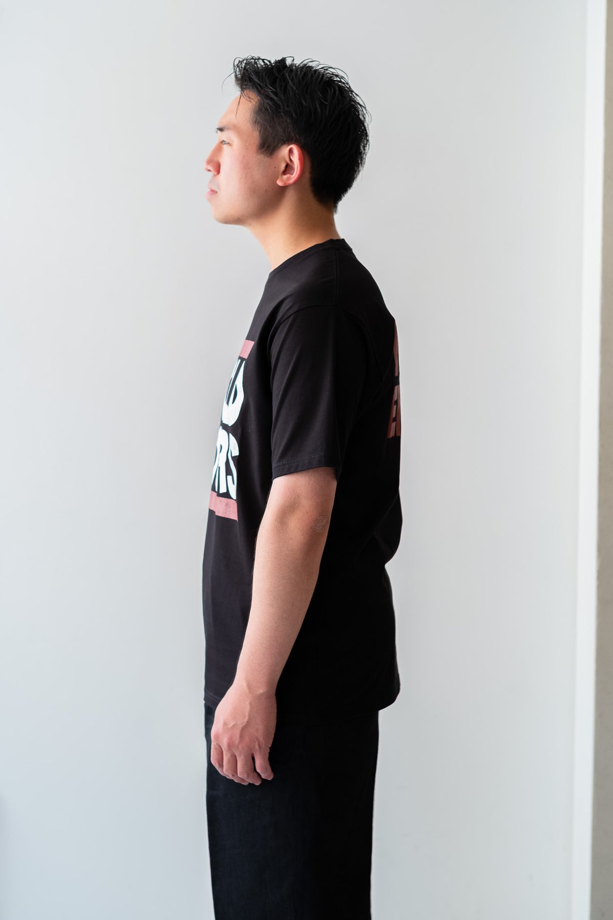 WORLD IS YOURS Tee - Block Letter 〈BLACK〉