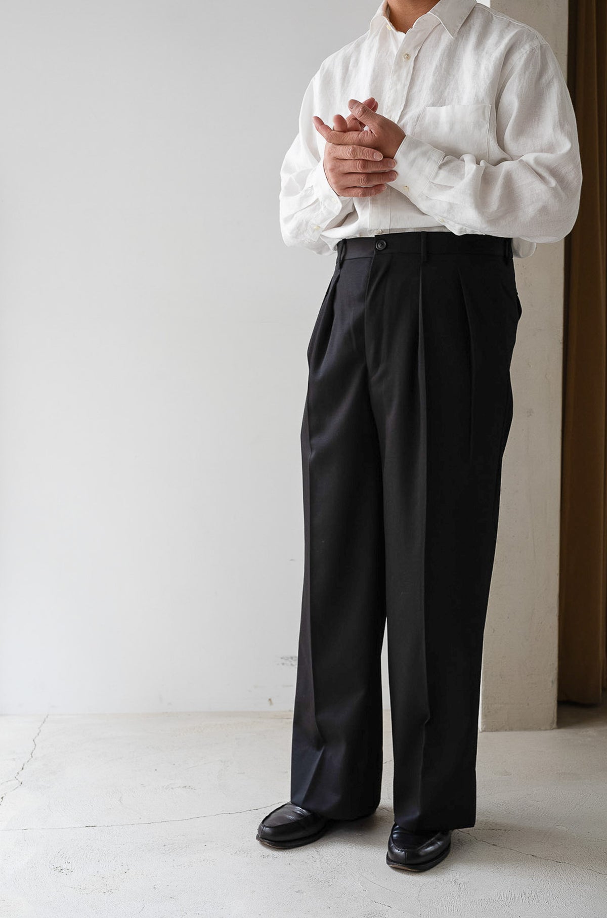 Proper Tailored Trousers 〈NOIR〉
