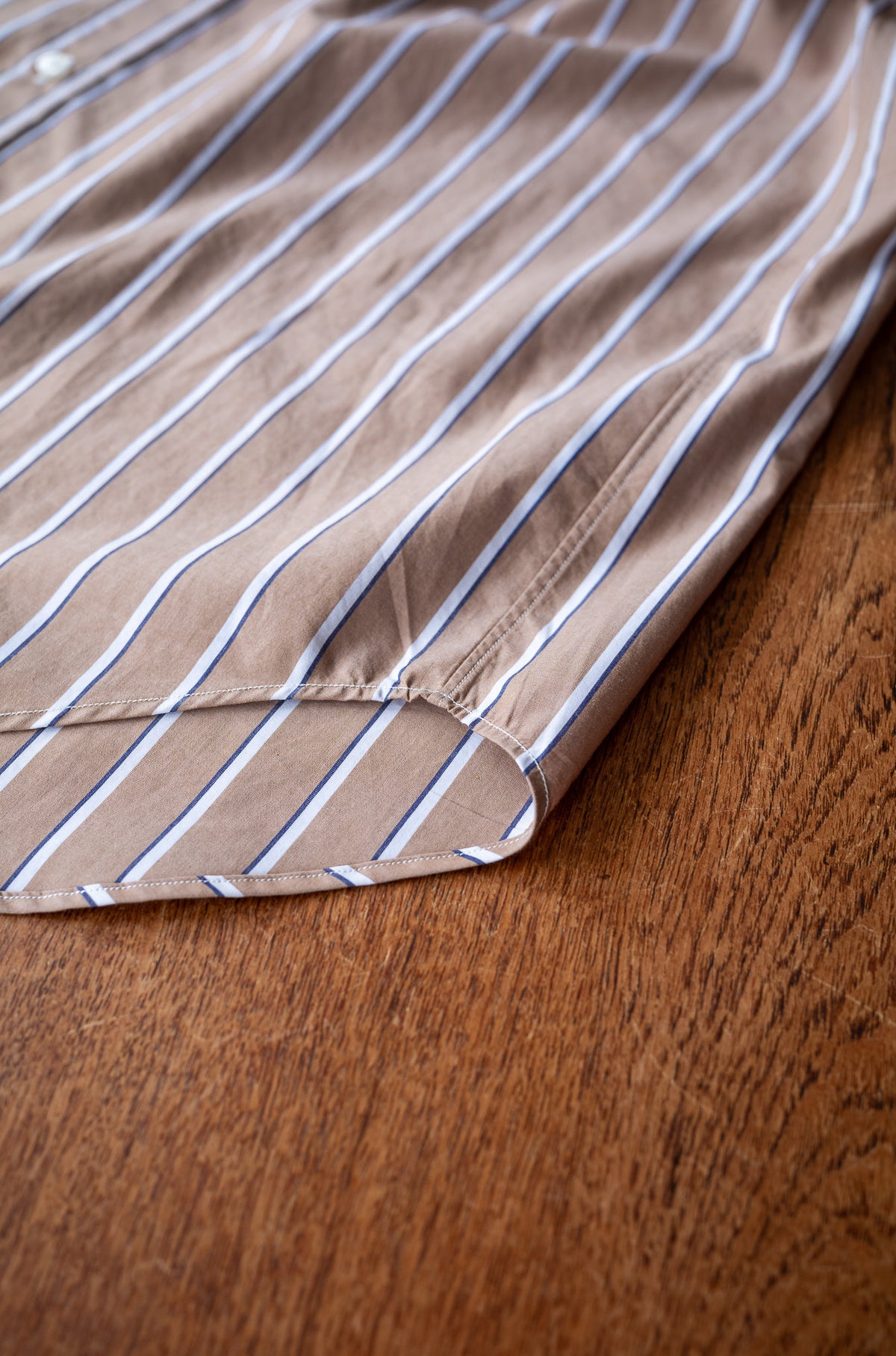 The Shirt 〈BROWN STRIPE〉