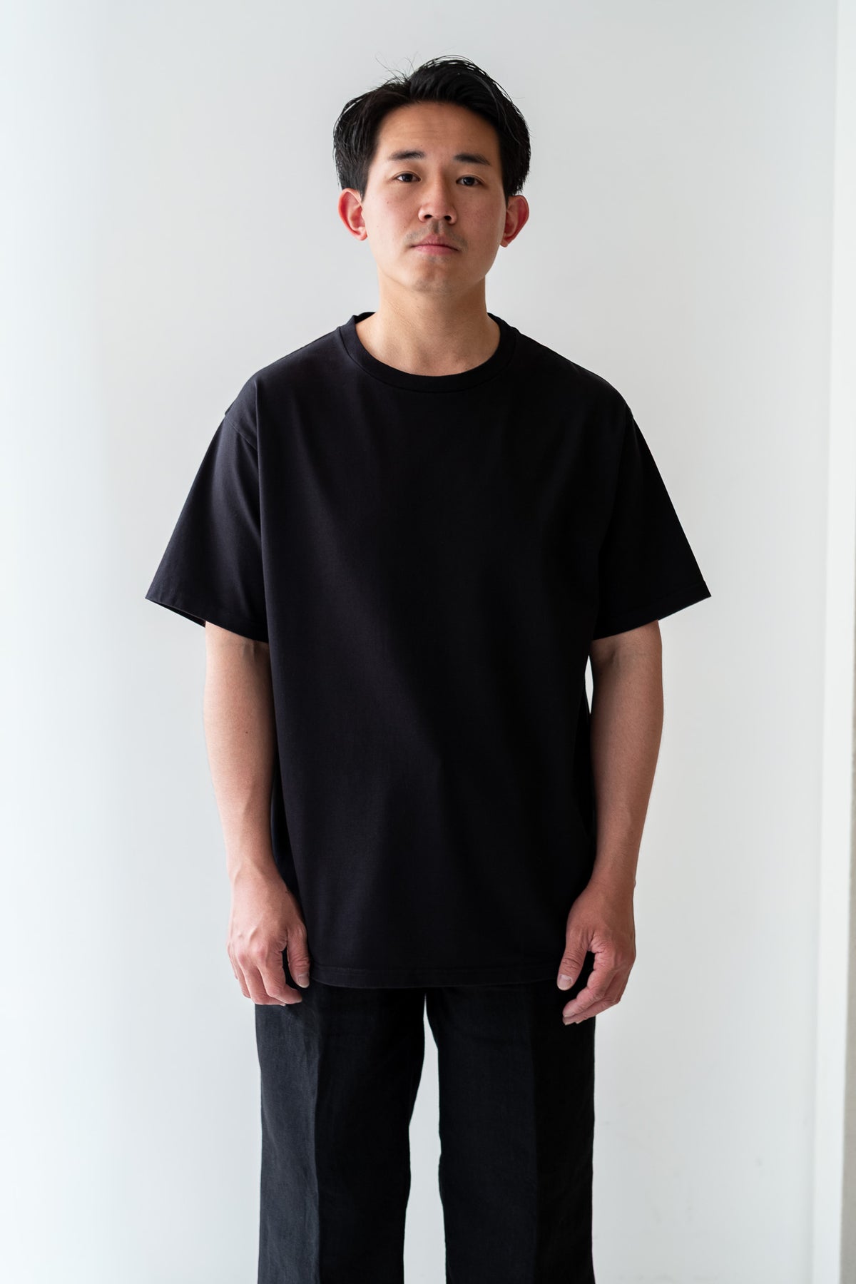 Essential Heavy S/S Tee 〈BLACK〉