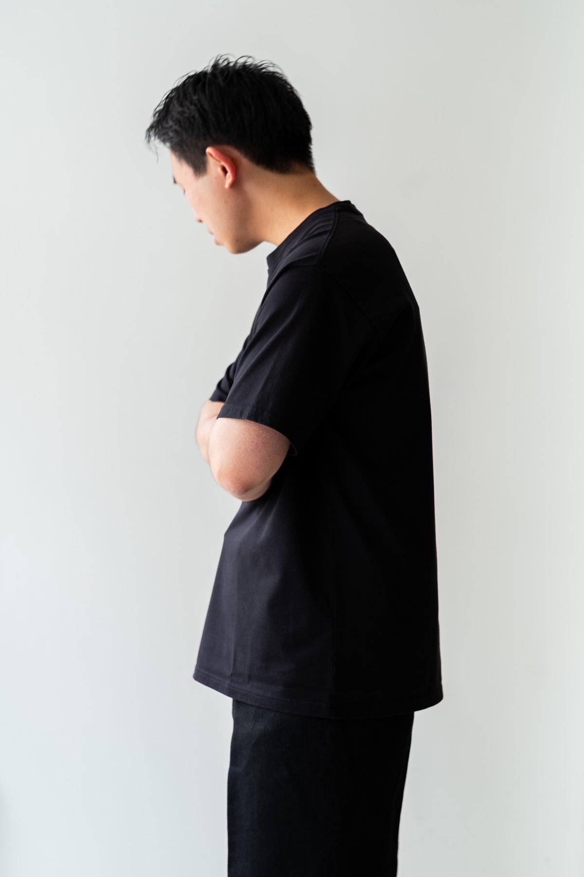 Essential Heavy S/S Tee 〈BLACK〉