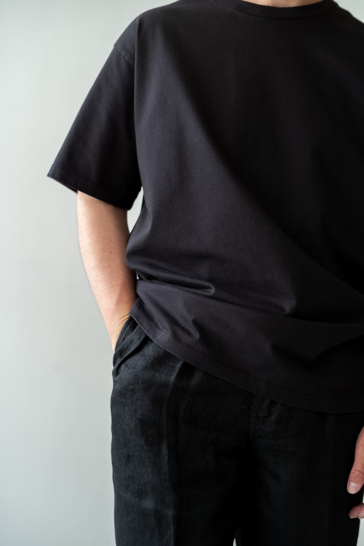Essential Heavy S/S Tee 〈BLACK〉