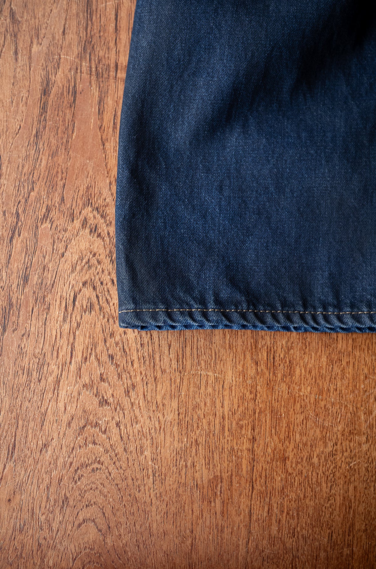 Denim Flare Trousers 〈WAXED INDIGO〉