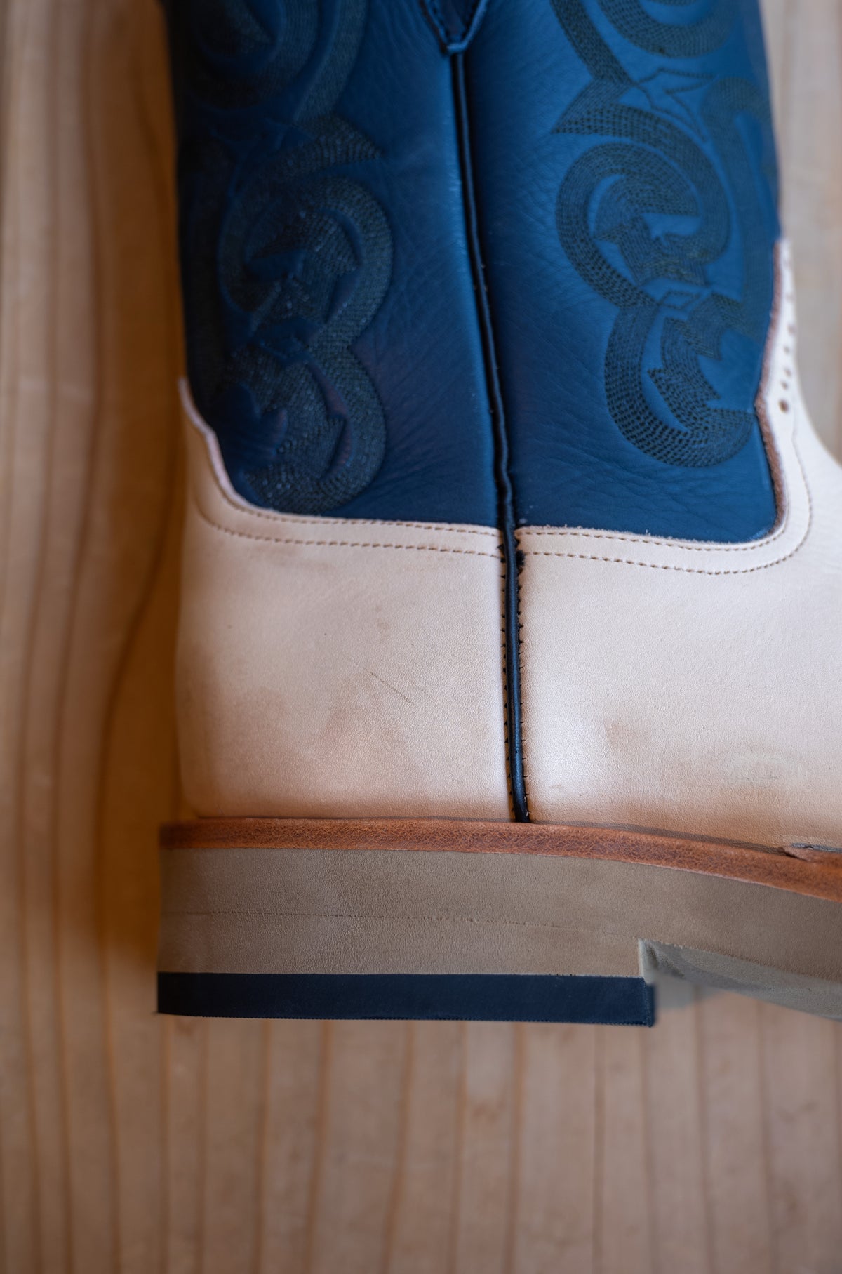 Naughty Rose Kansas 〈NATURAL × NAVY〉