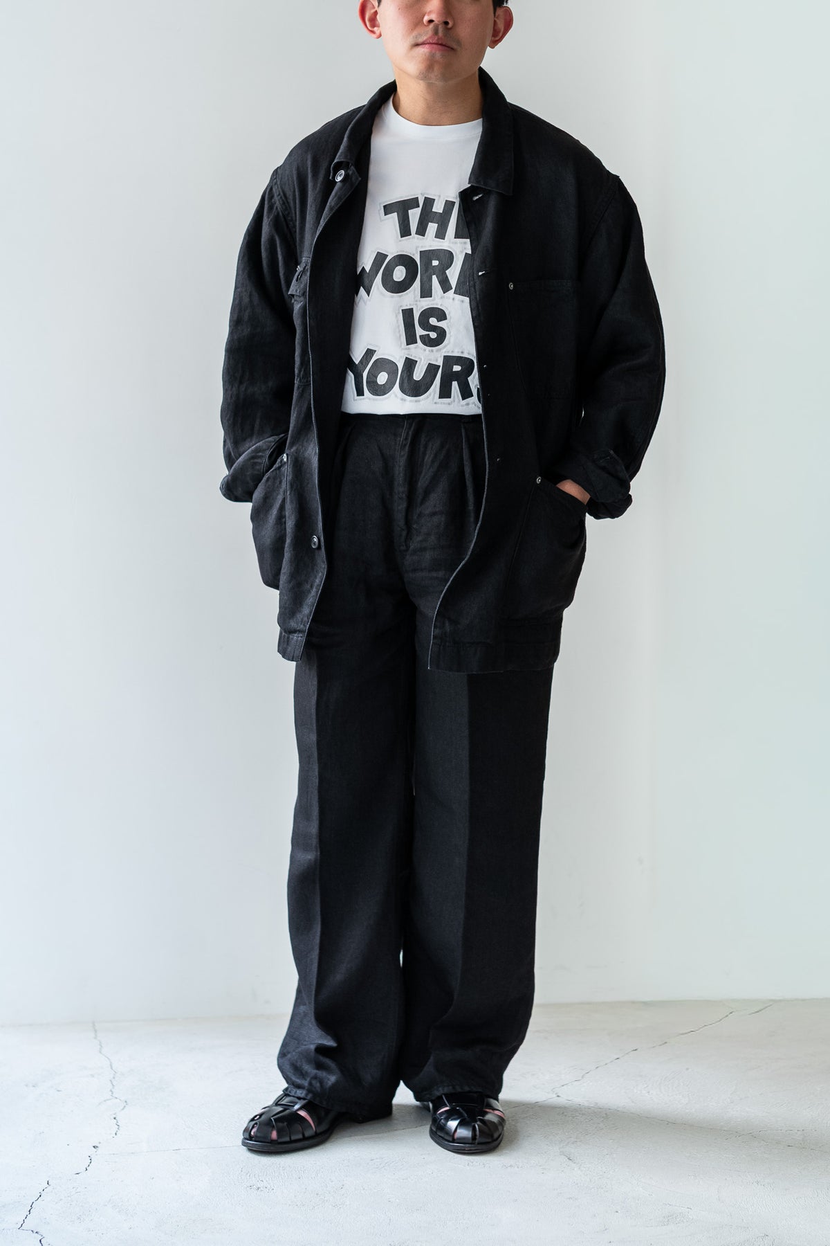 Washed Linen Denim Tuck Trousers 〈NOIR〉