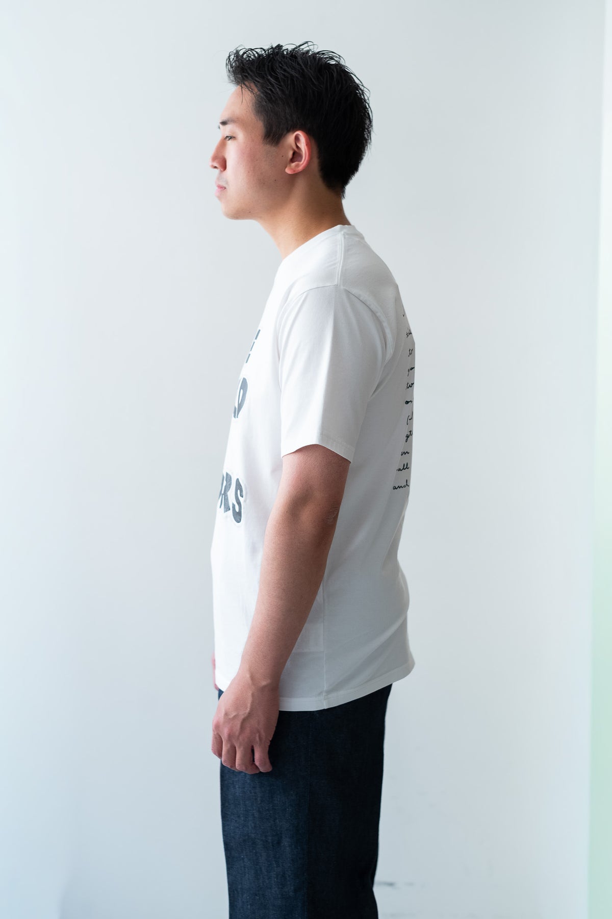 WORLD IS YOURS Tee - Cartoon Letter 〈WHITE〉
