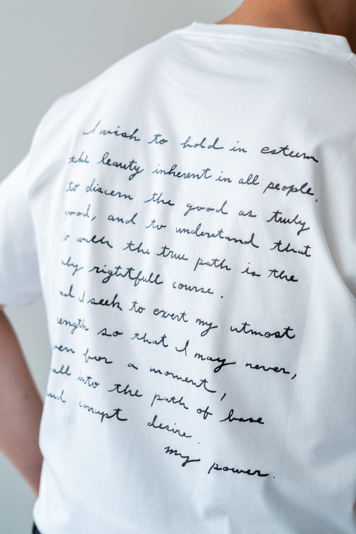 WORLD IS YOURS Tee - Cartoon Letter 〈WHITE〉
