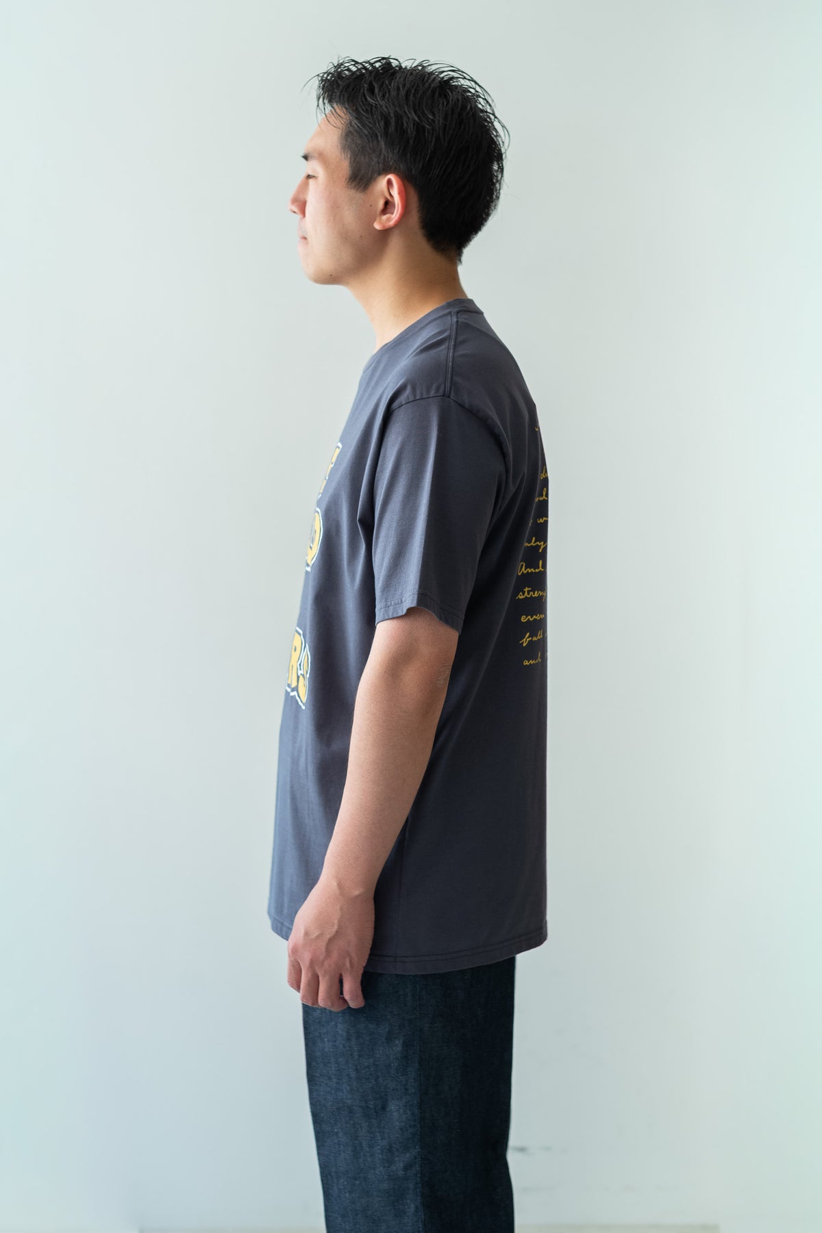 WORLD IS YOURS Tee - Cartoon Letter 〈GRAY〉