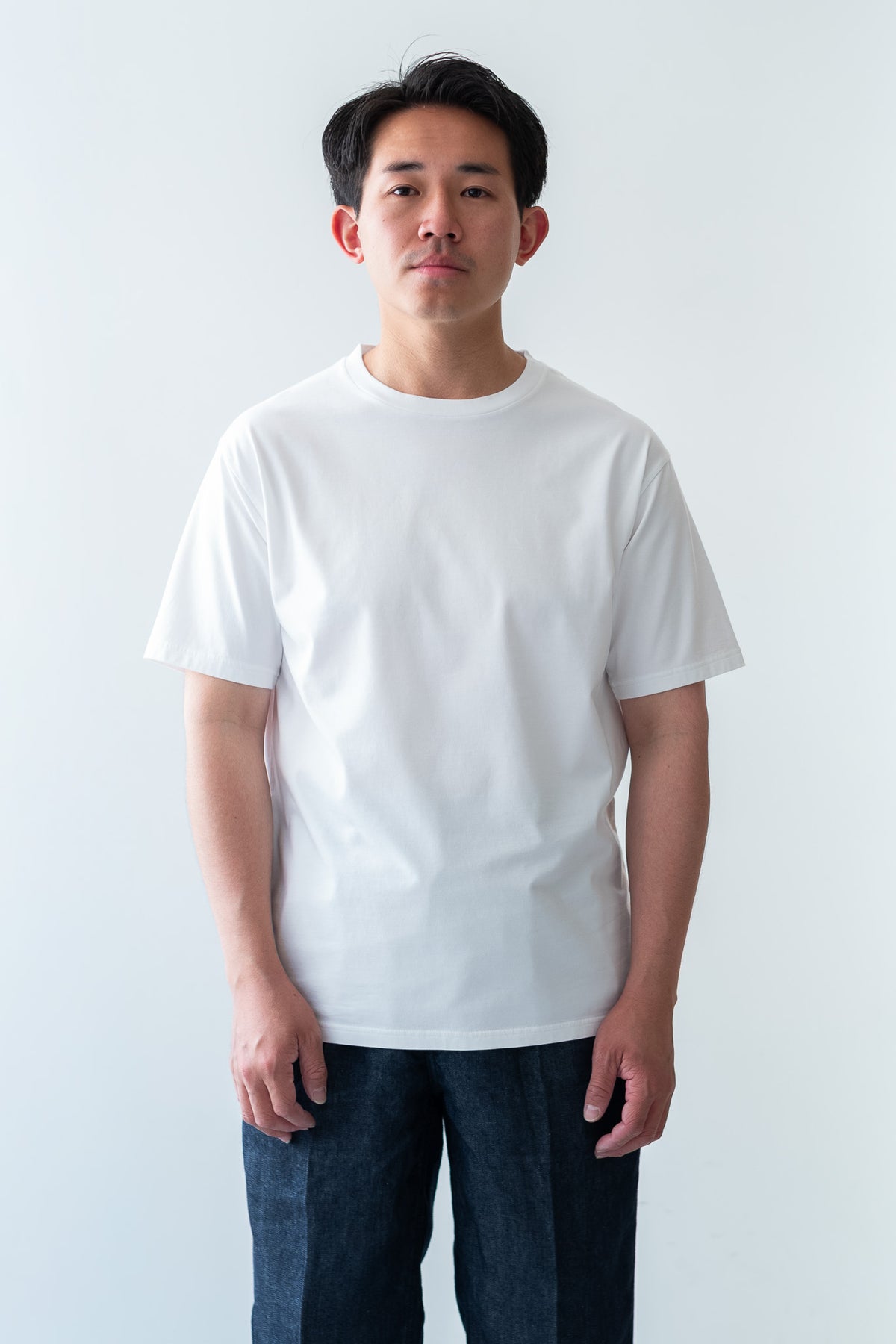 Essential S/S Tee 〈WHITE〉