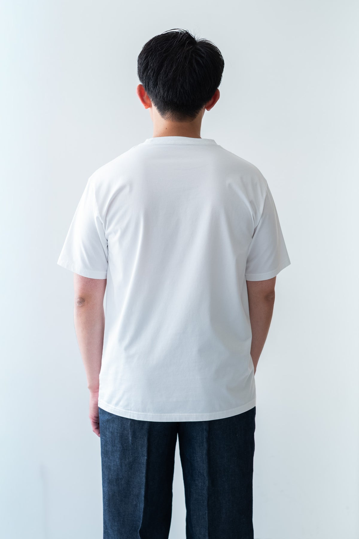Essential S/S Tee 〈WHITE〉