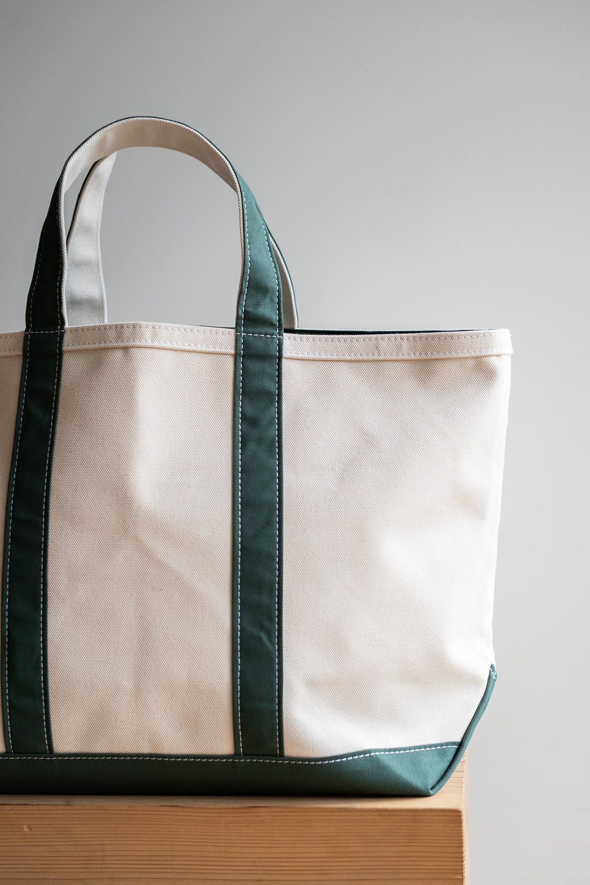 Enough Space Bag - LARGE 〈NATURAL × GREEN〉